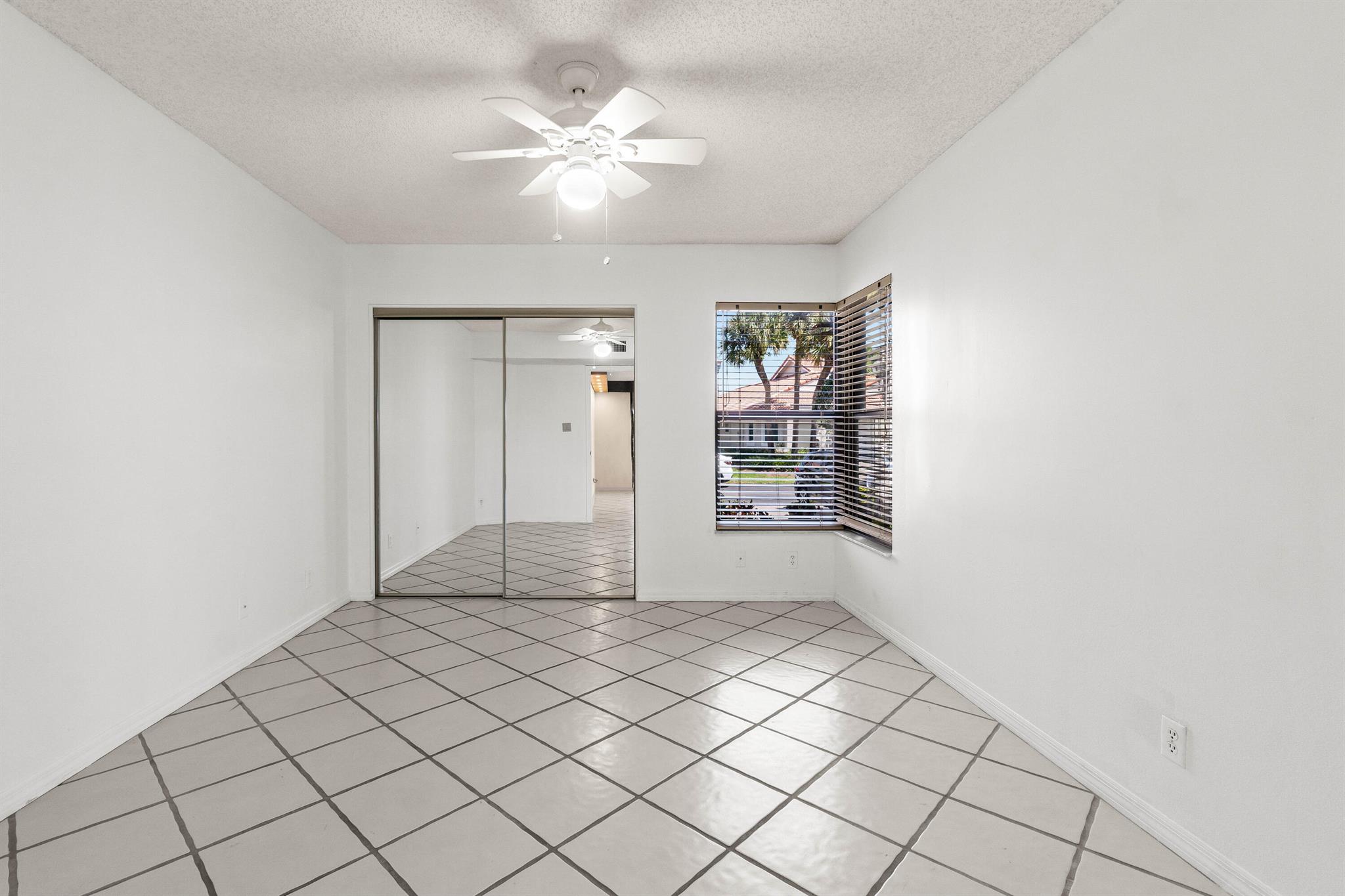 10920 Lakemore Lane 101