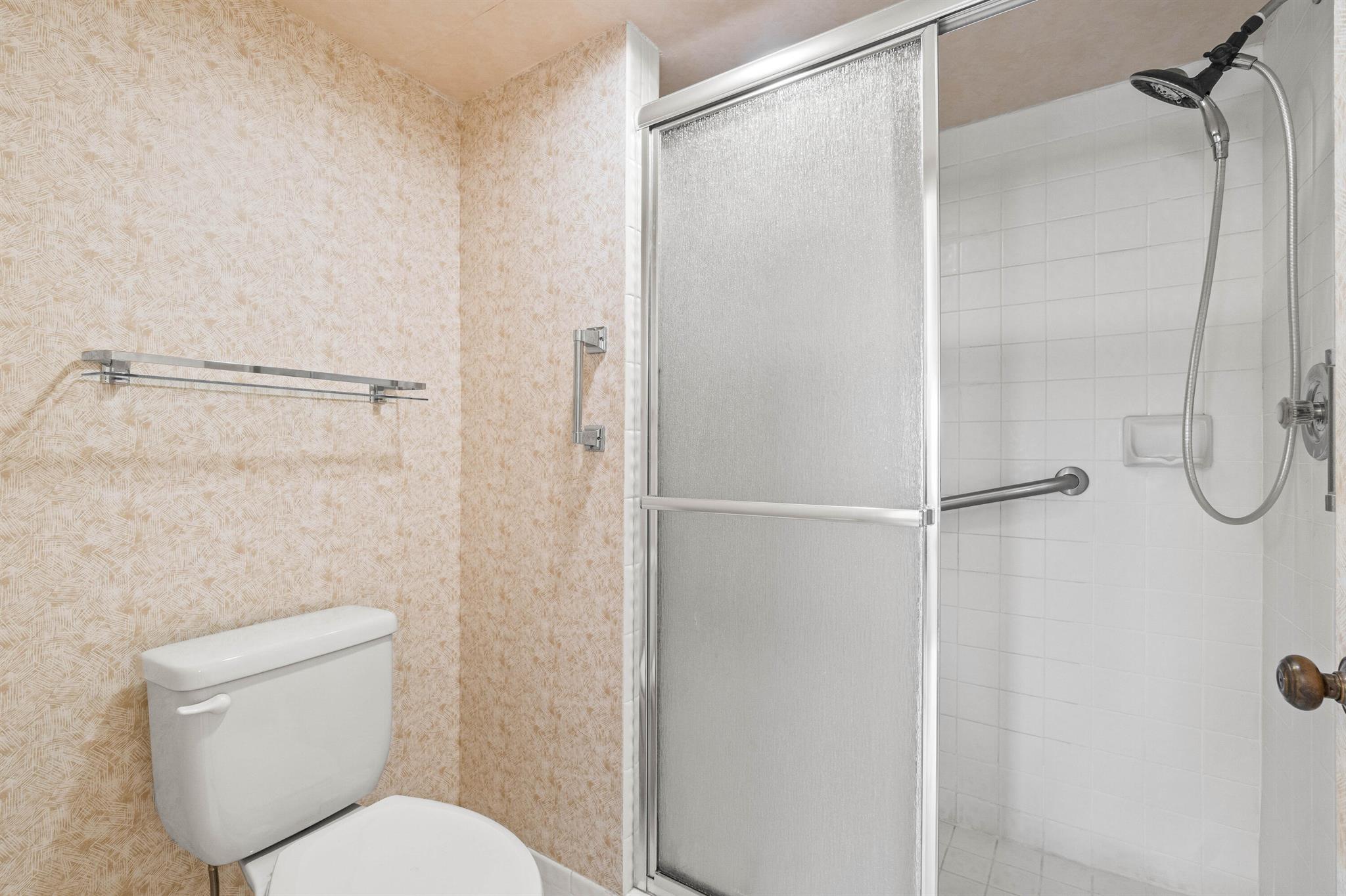 10920 Lakemore Lane 101