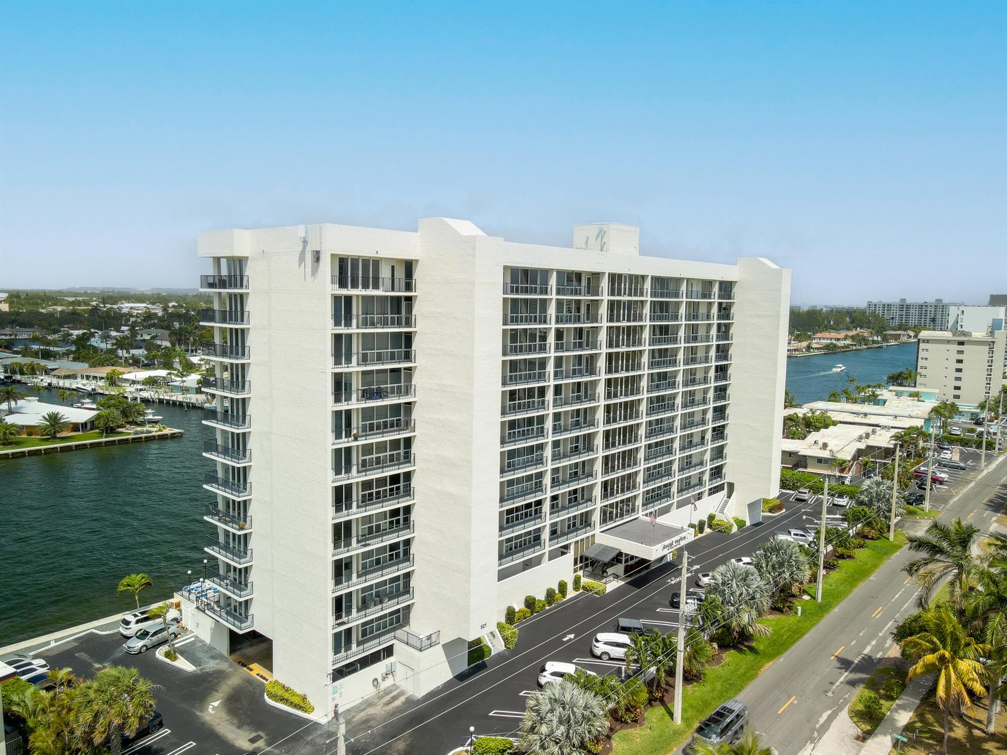 521 N Riverside Drive 801