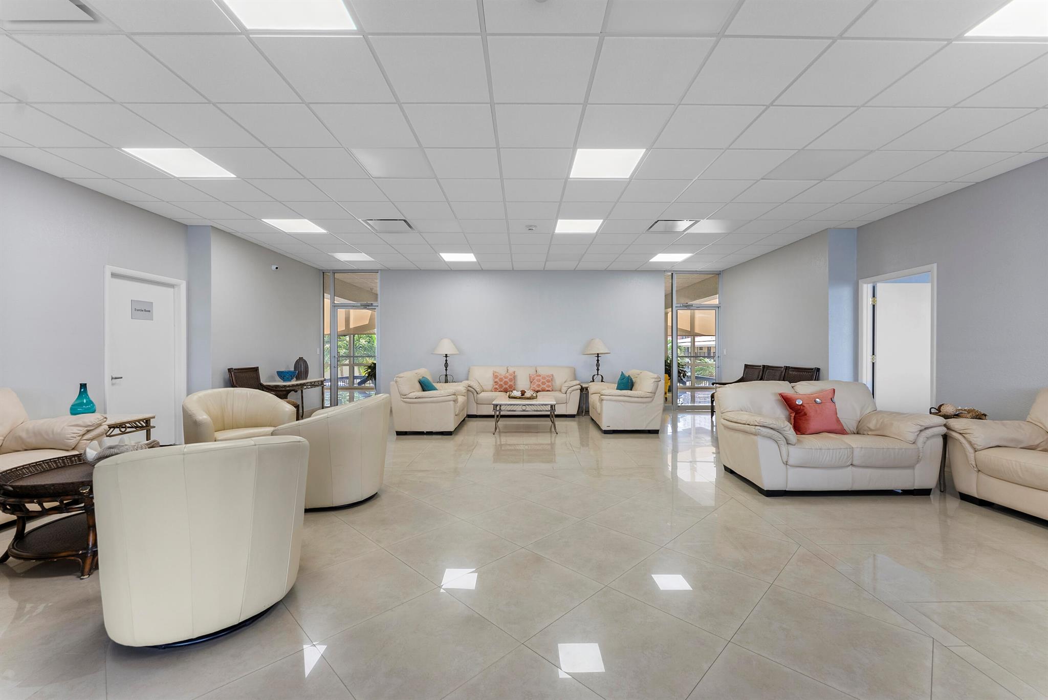 521 N Riverside Drive 801