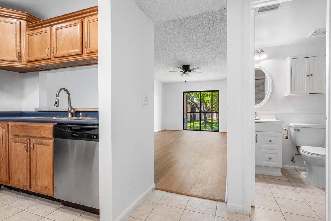 6808 Palmetto Circle S 202, Boca Raton Unit: 202