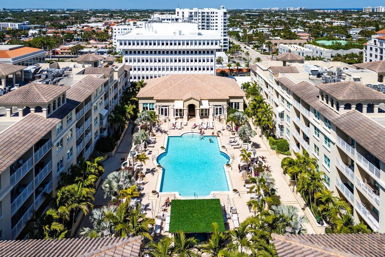 99 SE Mizner Boulevard Ph 37