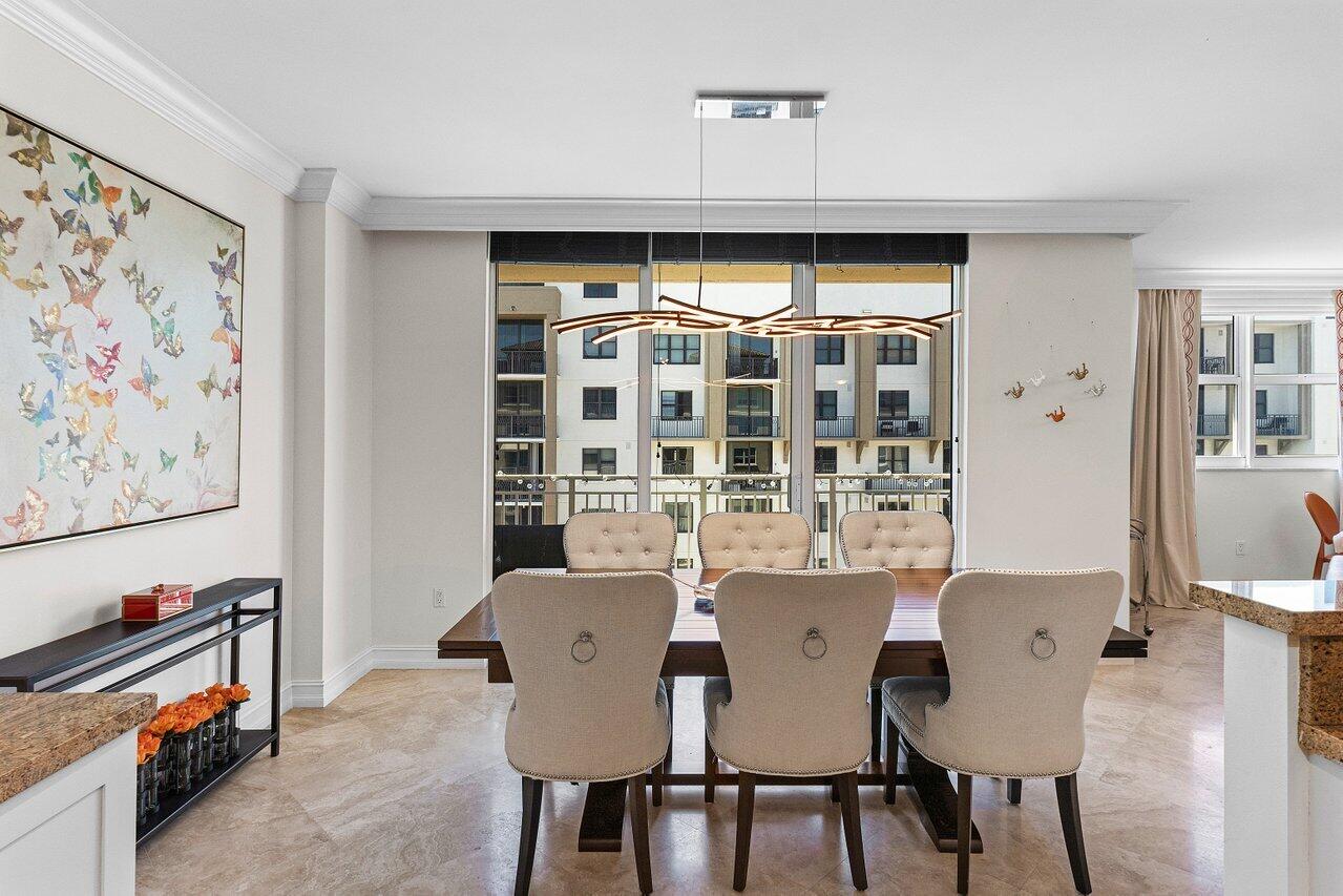 99 SE Mizner Boulevard Ph 37