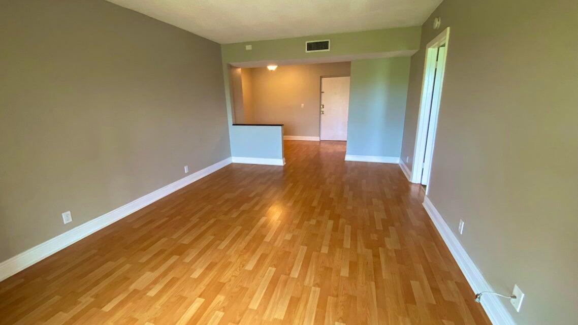 490 NW 20th Street 314