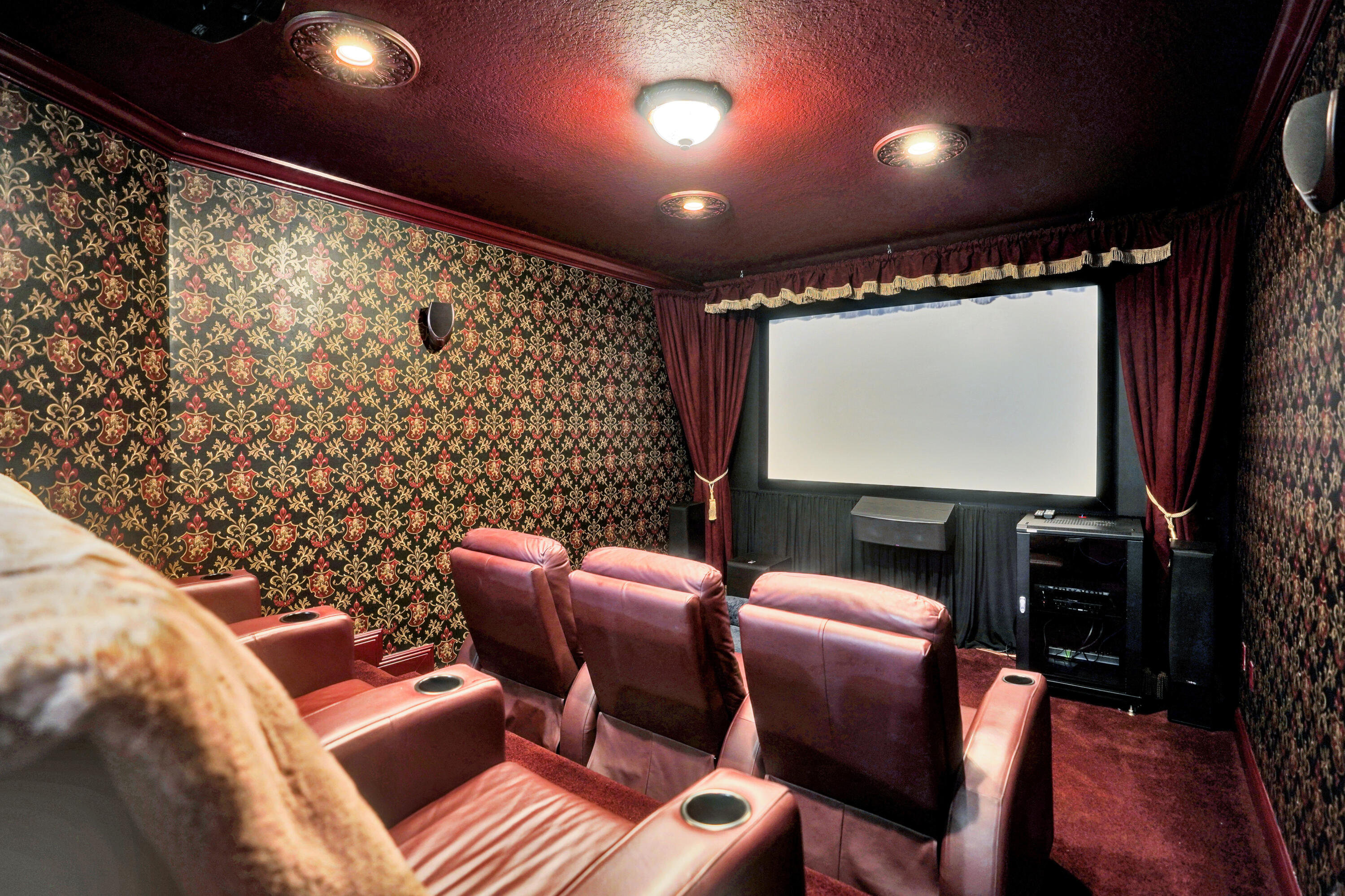 9210 Equus Circle