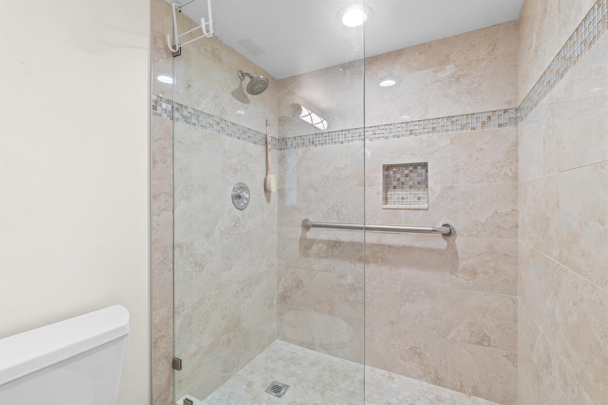 7290 Kinghurst Drive 809