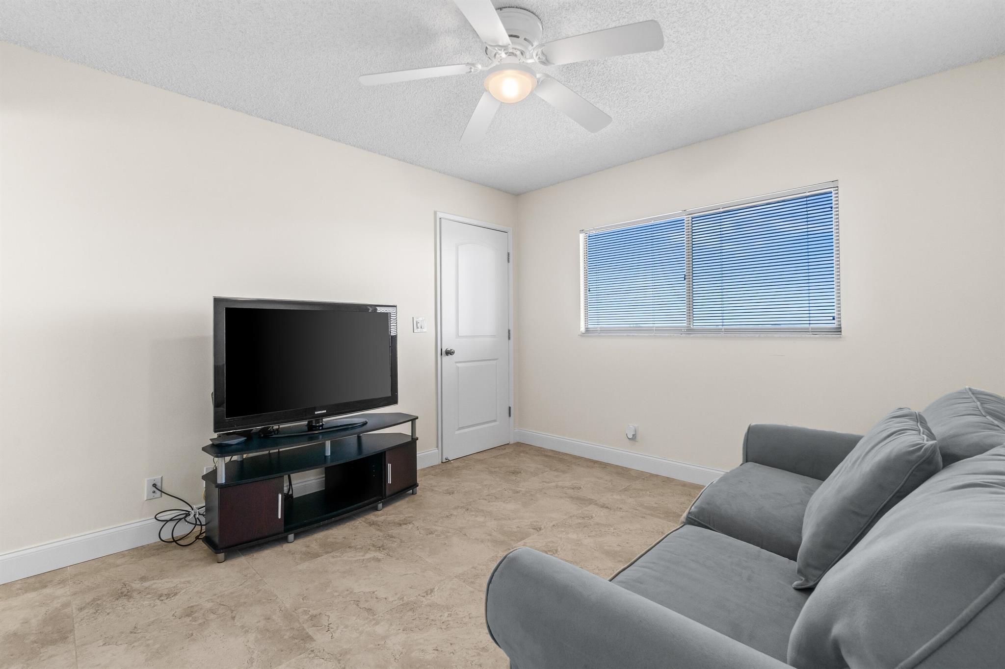 7290 Kinghurst Drive 809