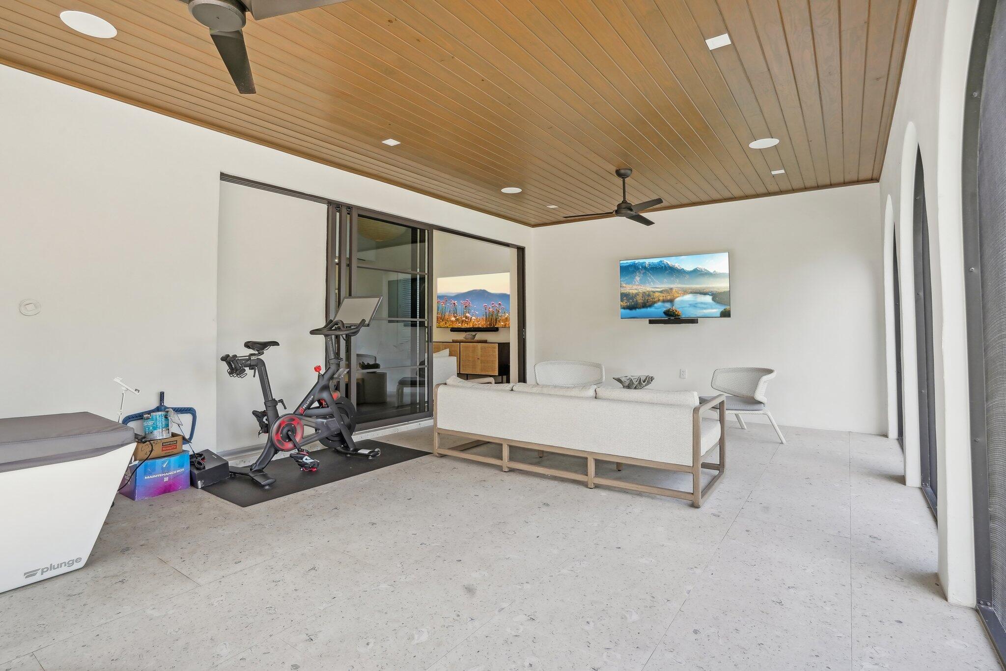 830 SW 15th Street