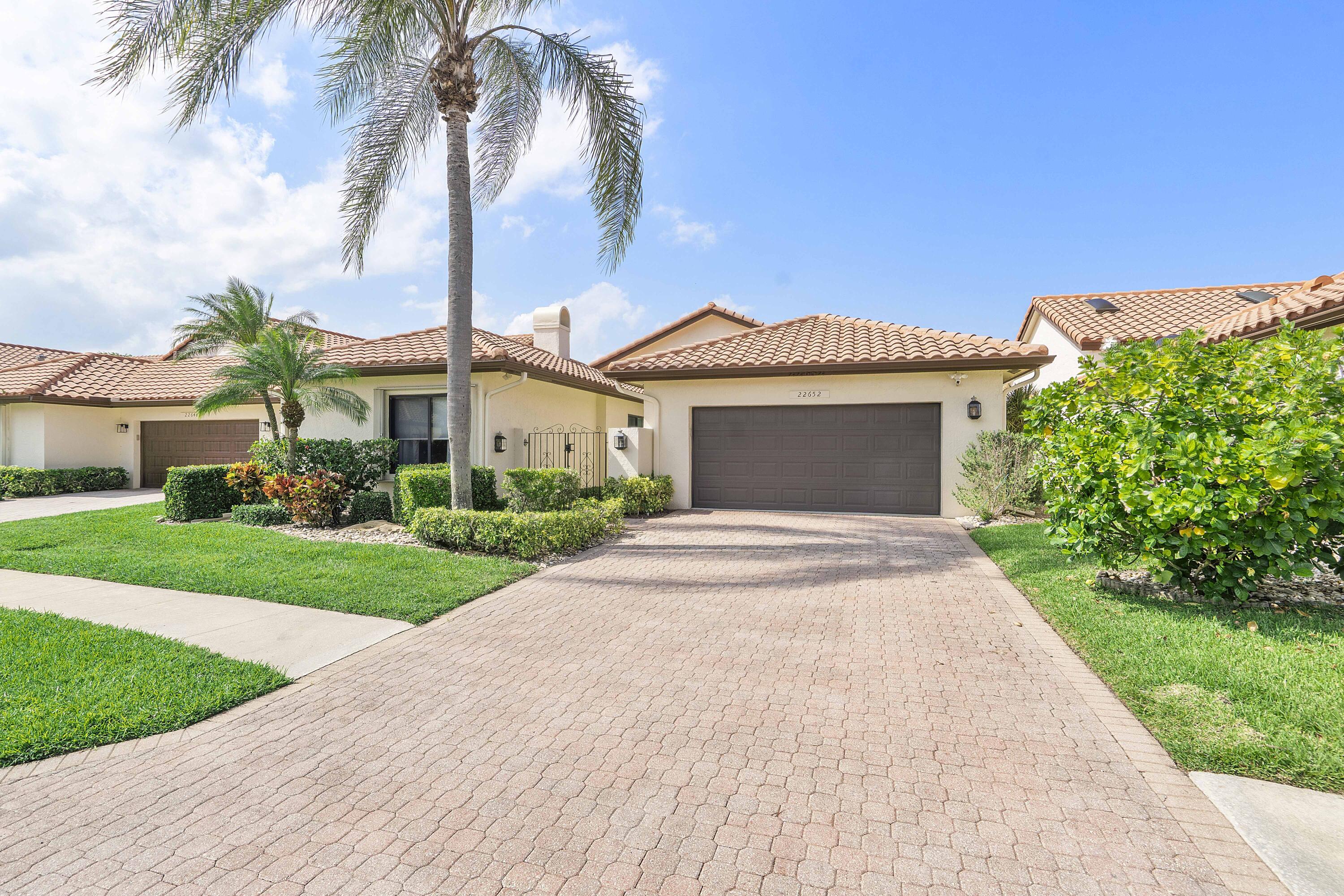22652 Esplanada Circle W