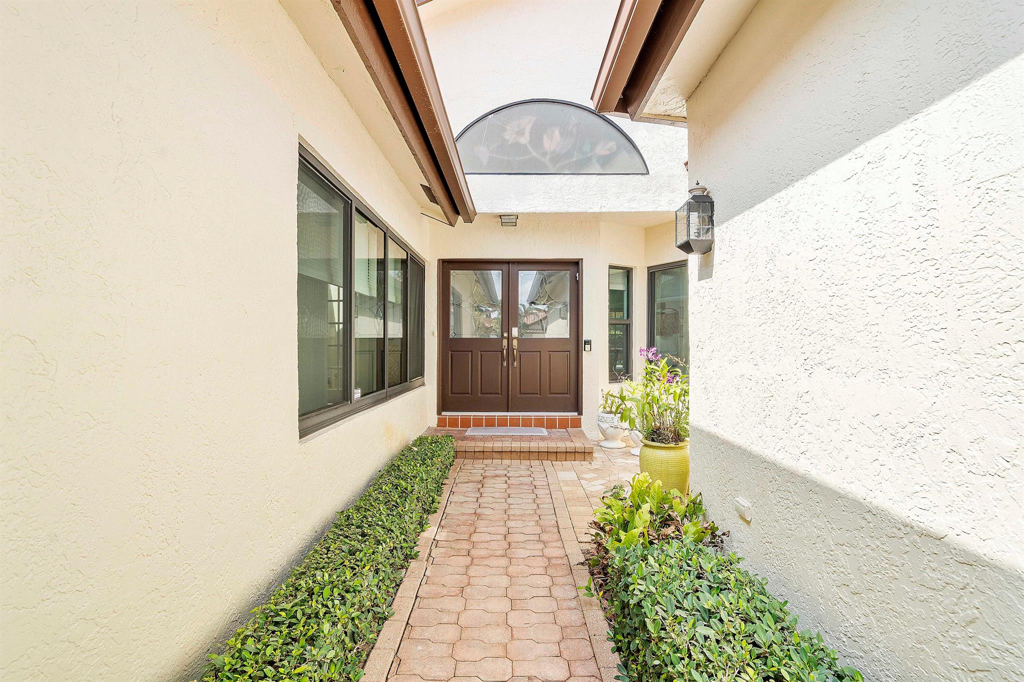 22652 Esplanada Circle W