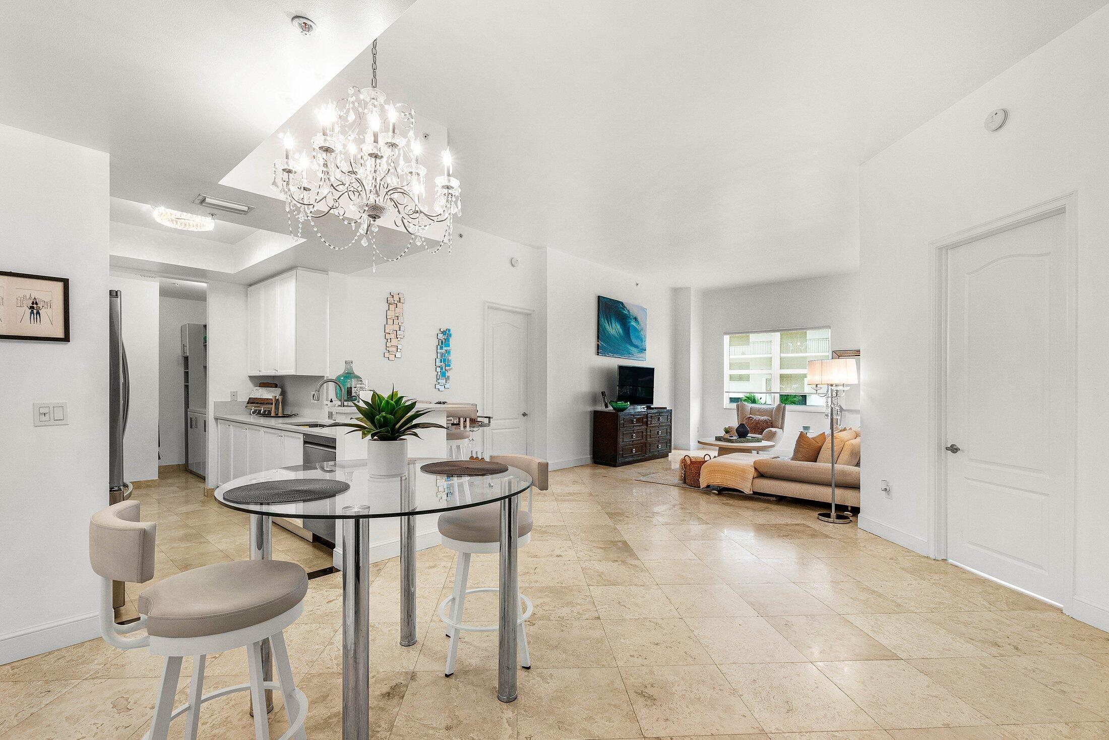 99 SE Mizner Boulevard 543