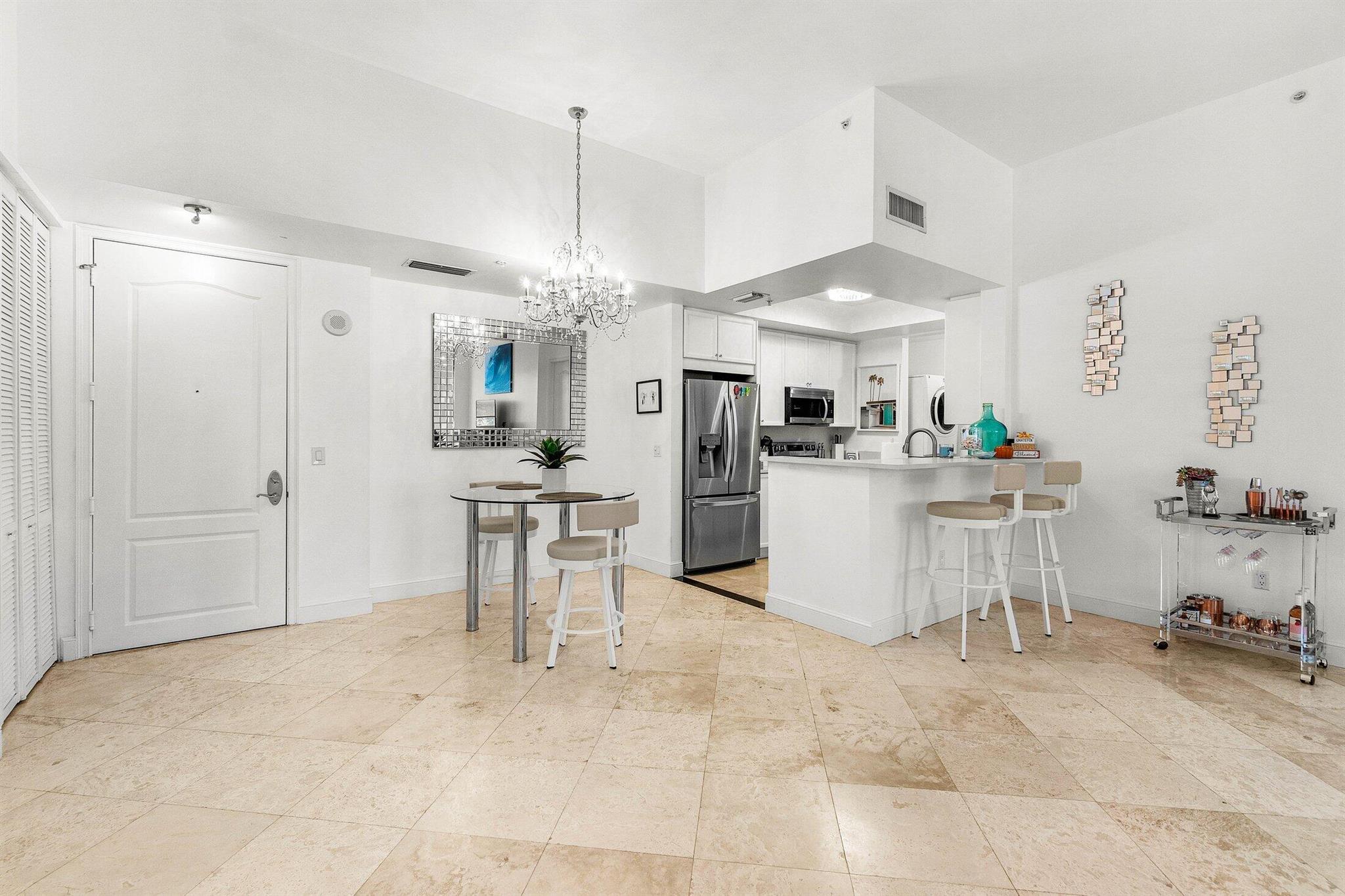 99 SE Mizner Boulevard 543