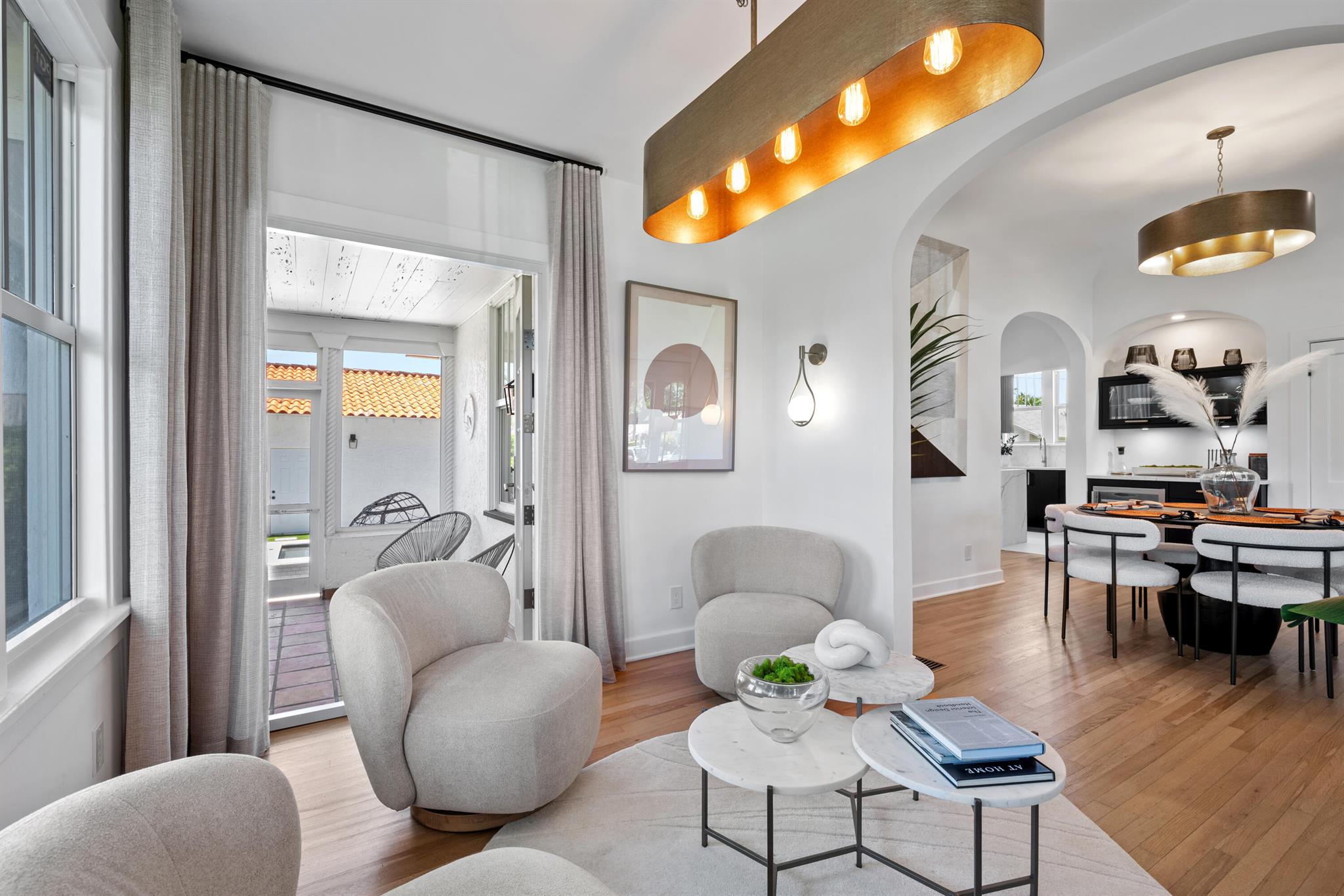 516 N Swinton Avenue