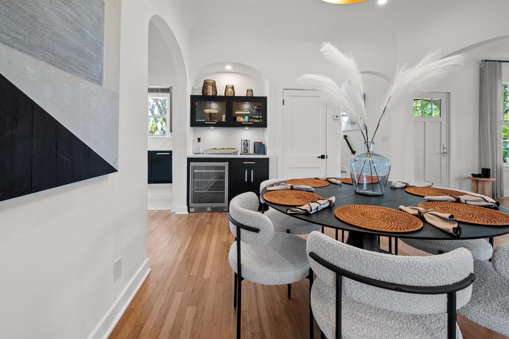 516 N Swinton Avenue