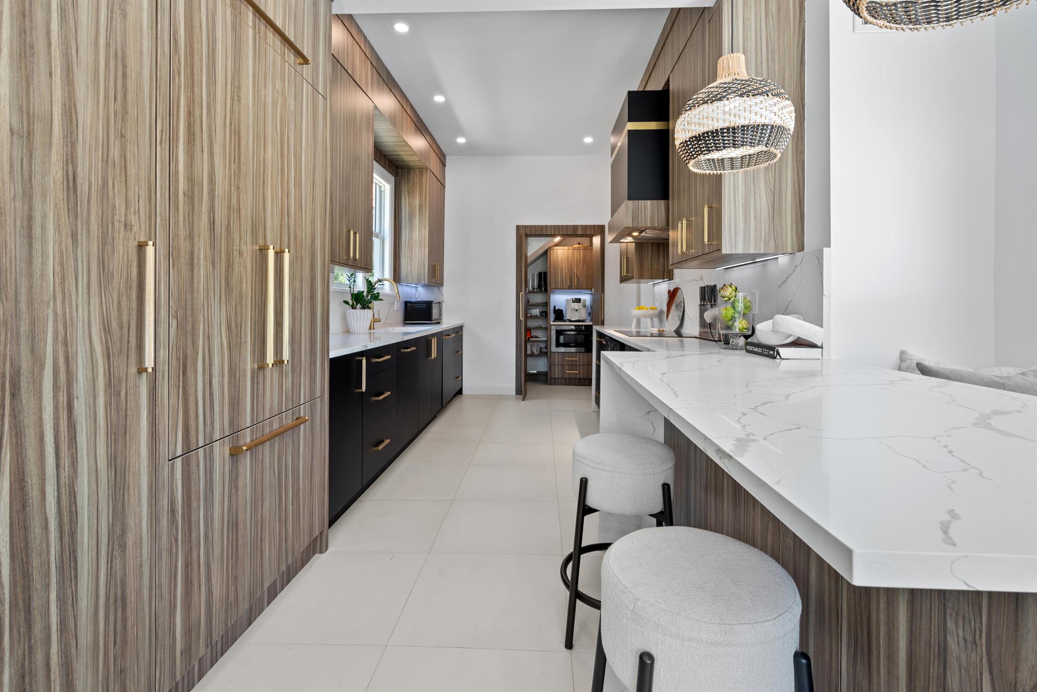 516 N Swinton Avenue