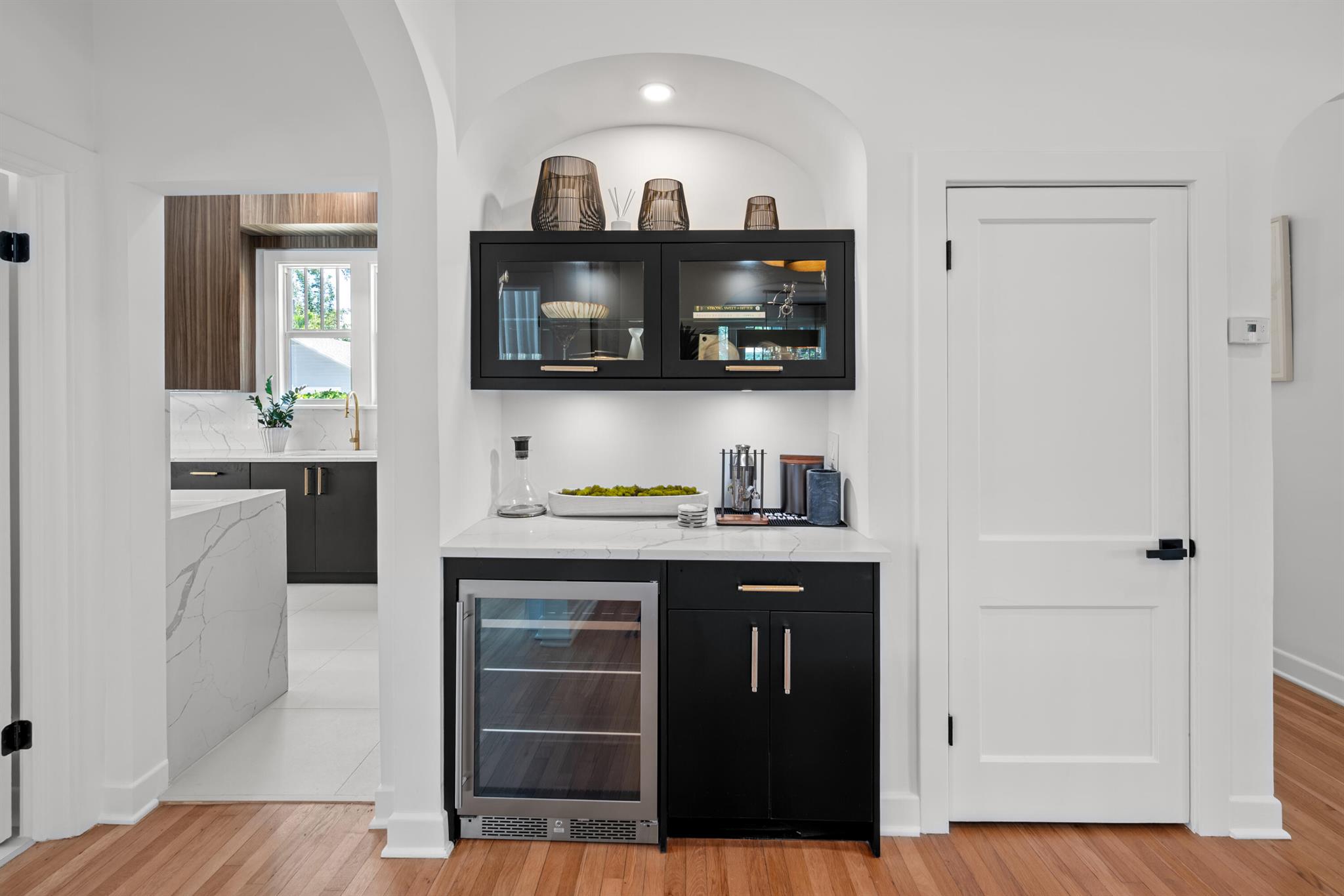 516 N Swinton Avenue