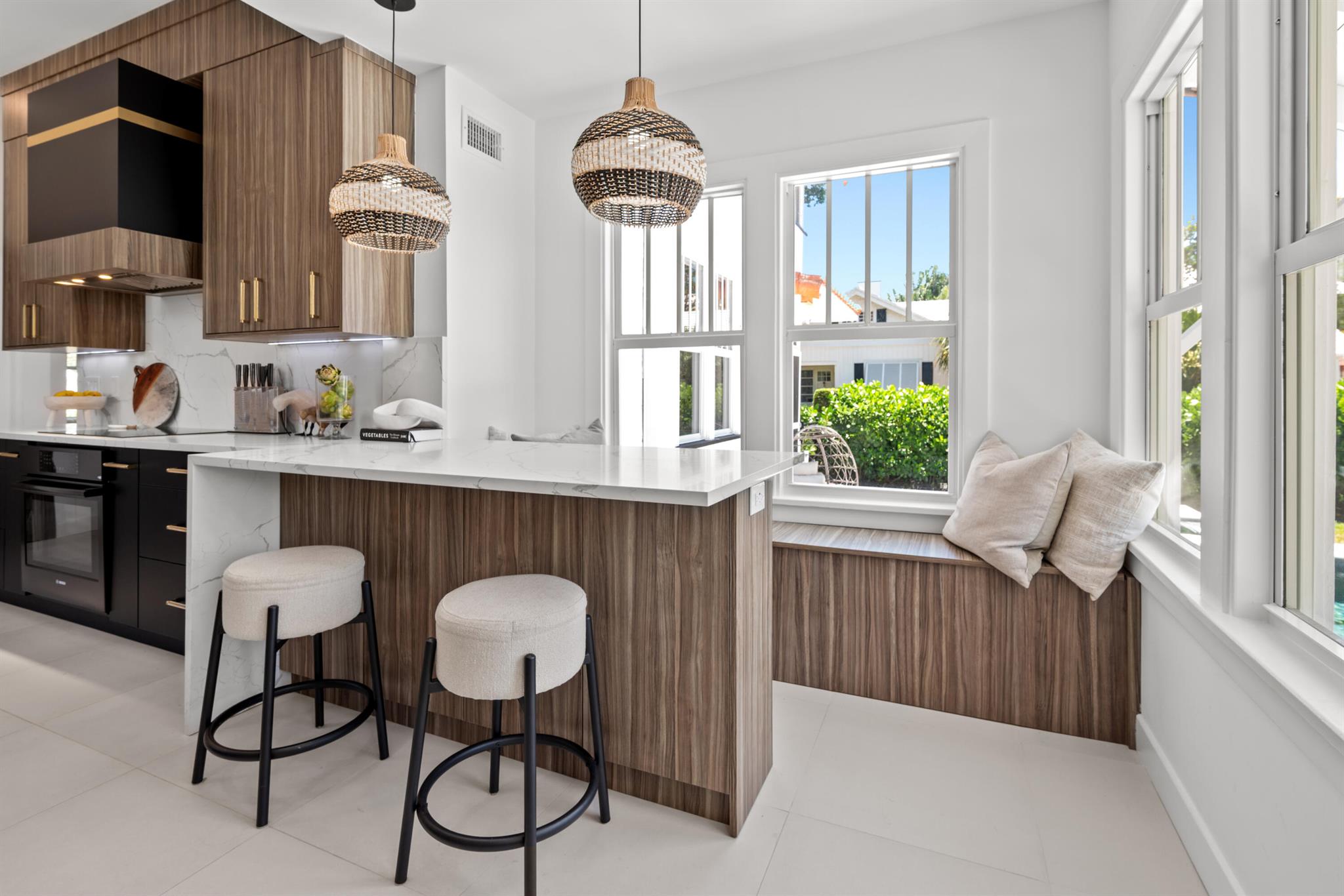 516 N Swinton Avenue