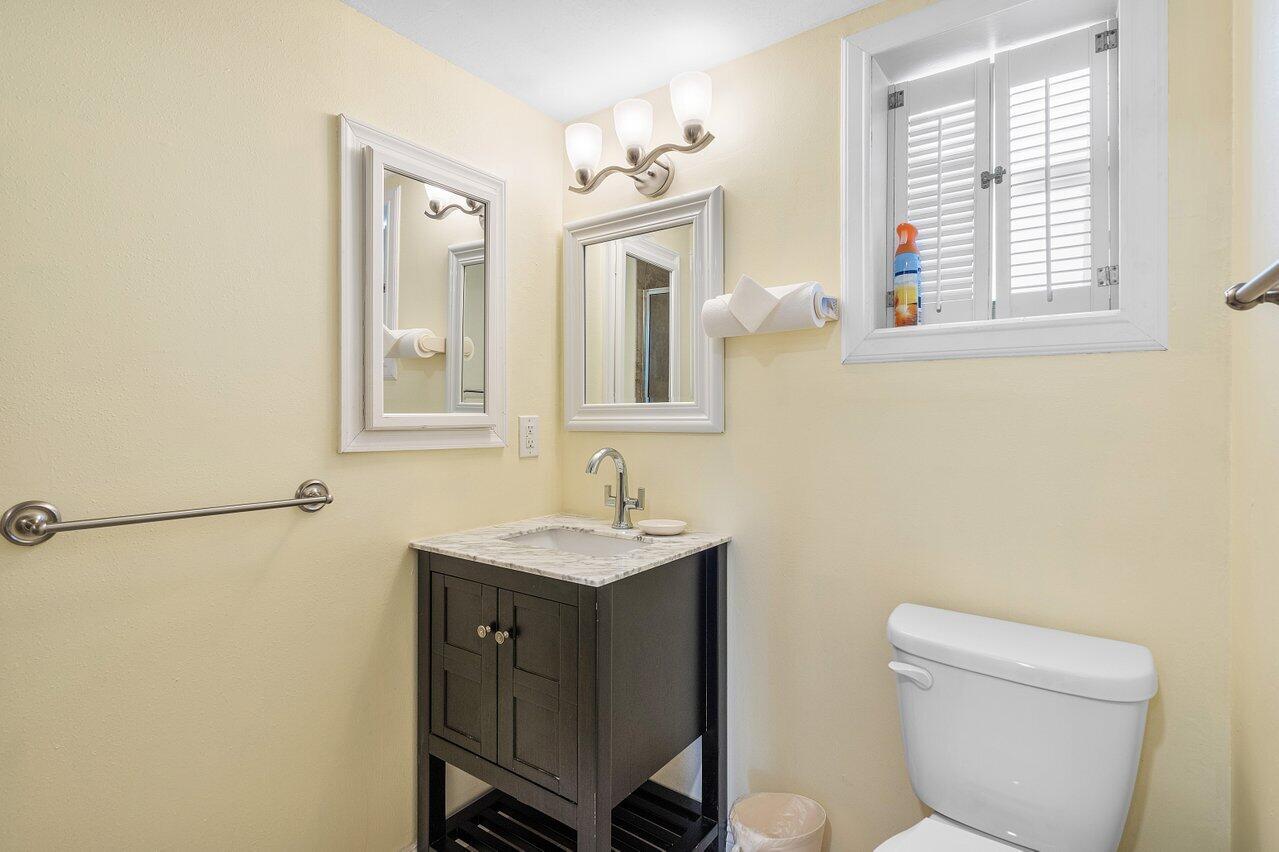 4500 N Flagler Drive D5