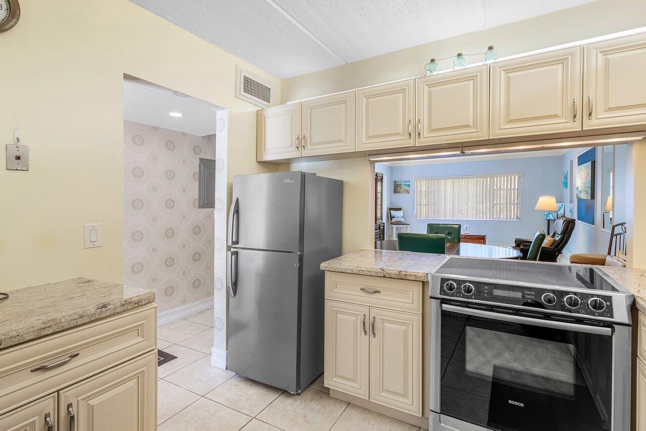 4500 N Flagler Drive D5