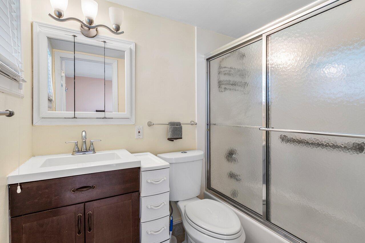 4500 N Flagler Drive D5