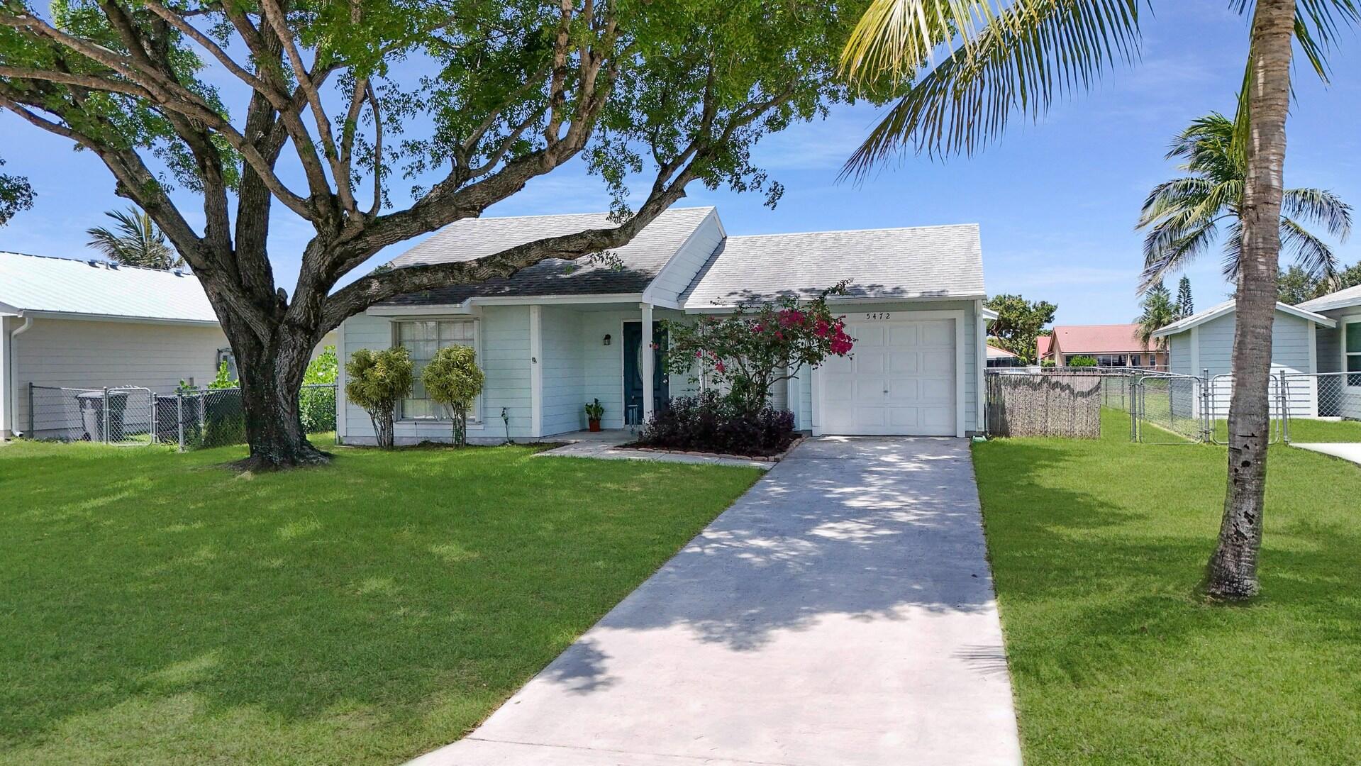 5472 Courtney Circle, Boynton Beach