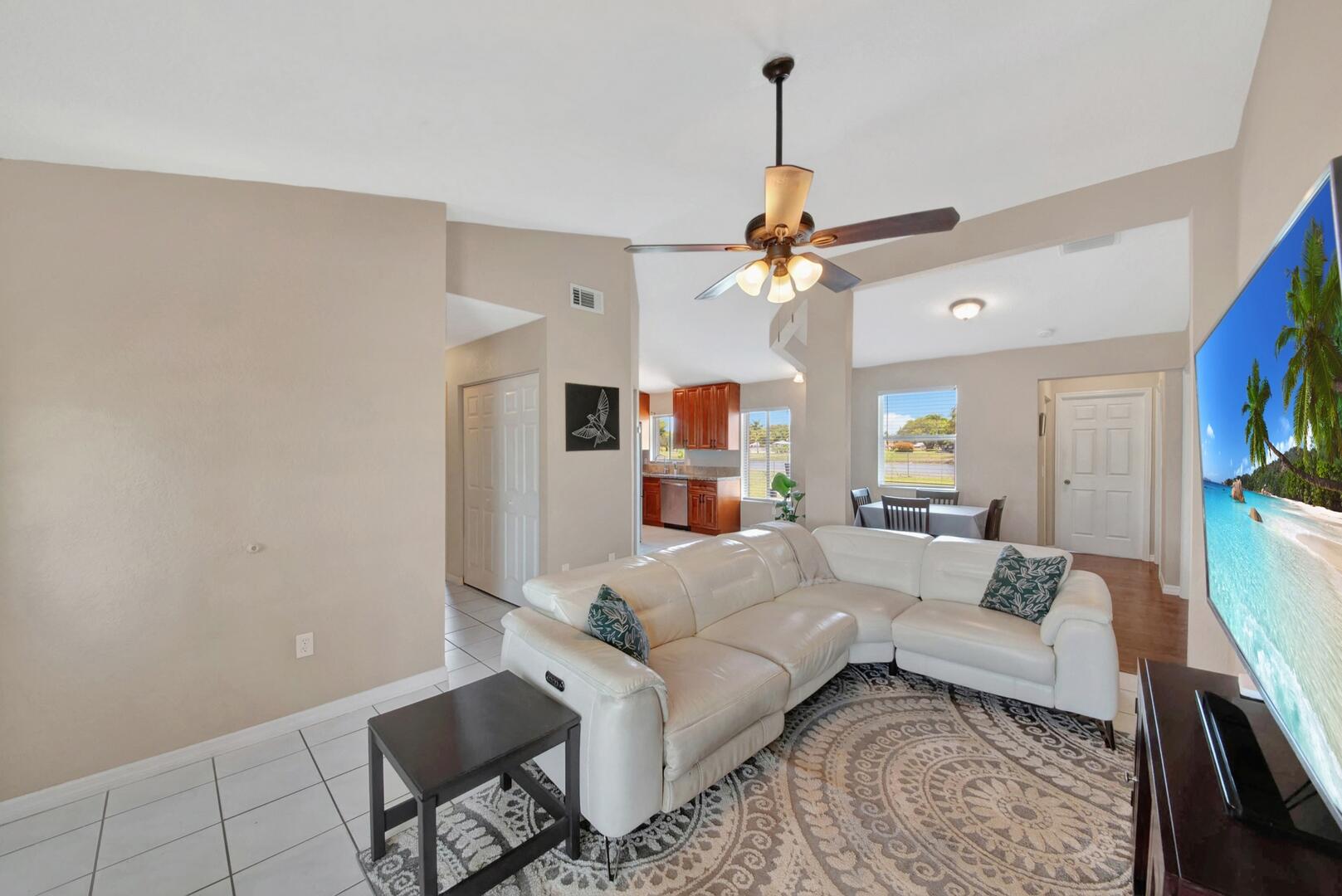 5472 Courtney Circle, Boynton Beach