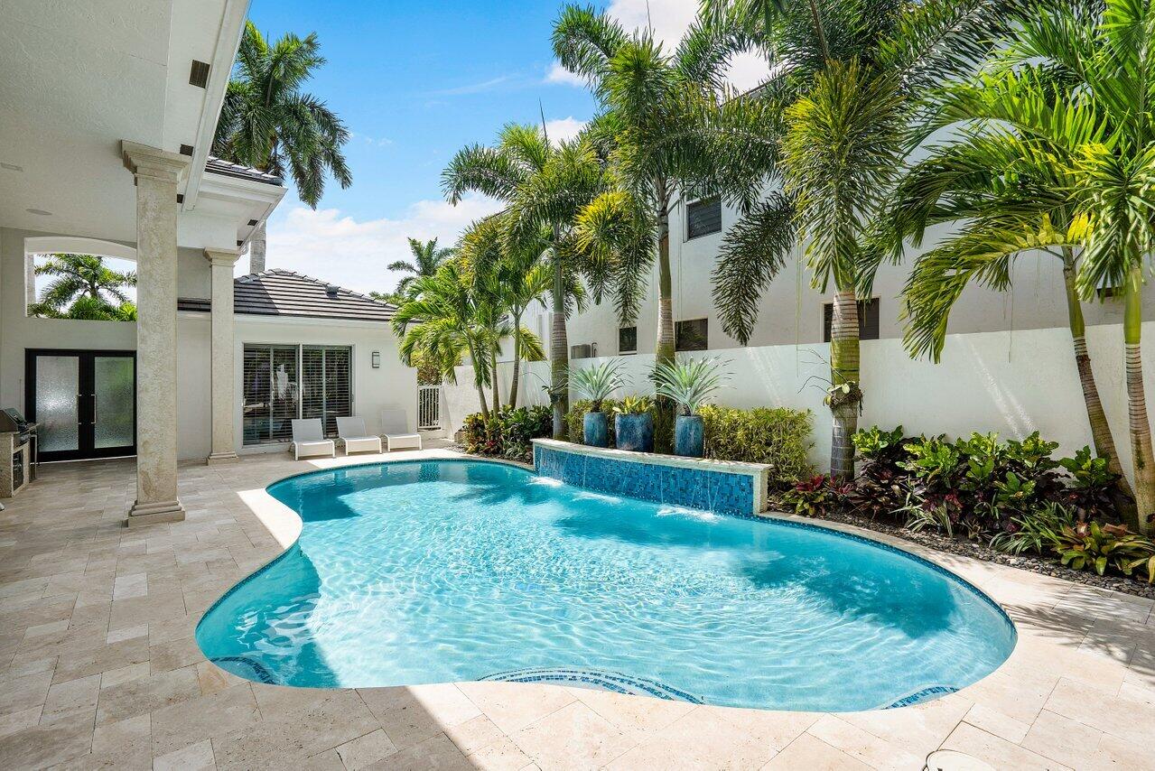 6379 Avalon Pointe Court