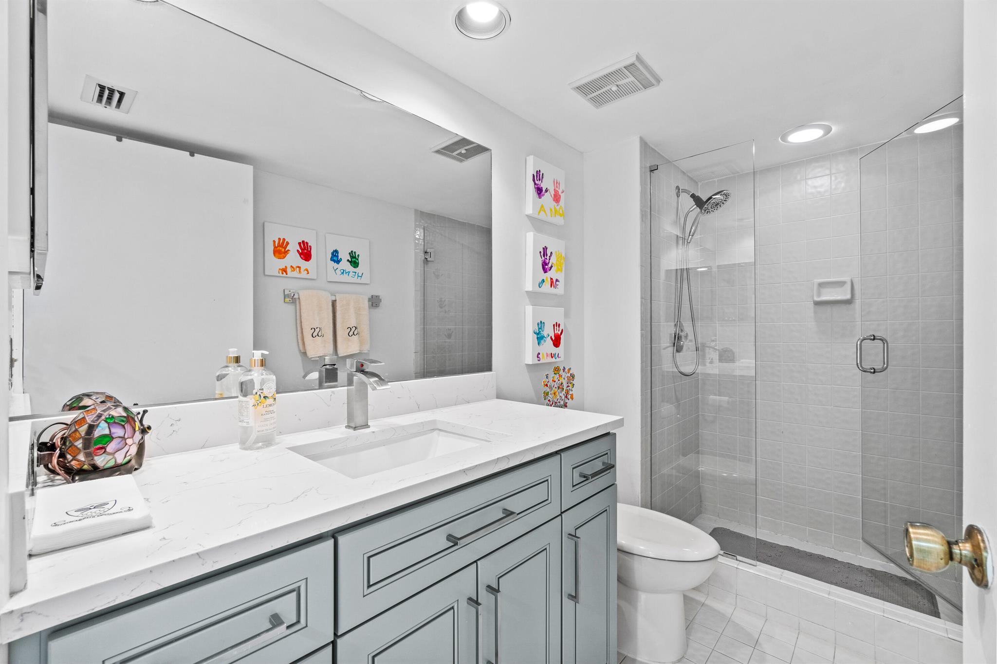 7533 Glendevon Lane 905