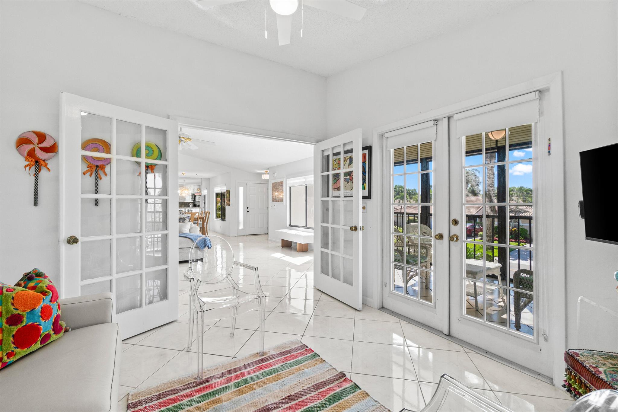 7533 Glendevon Lane 905