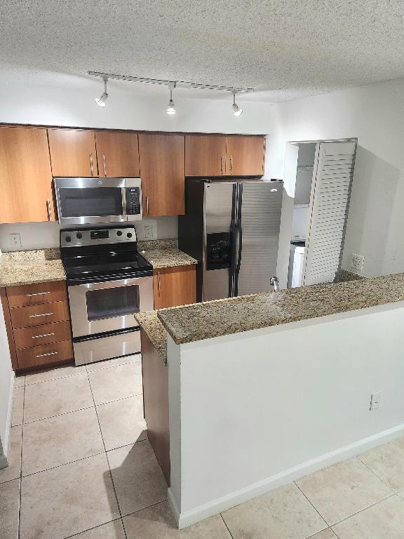 1020 Crystal F Way F, Delray Beach Unit: F