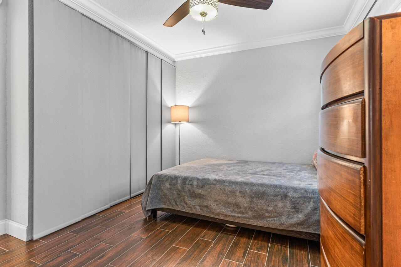 744 NE 14th Avenue 2