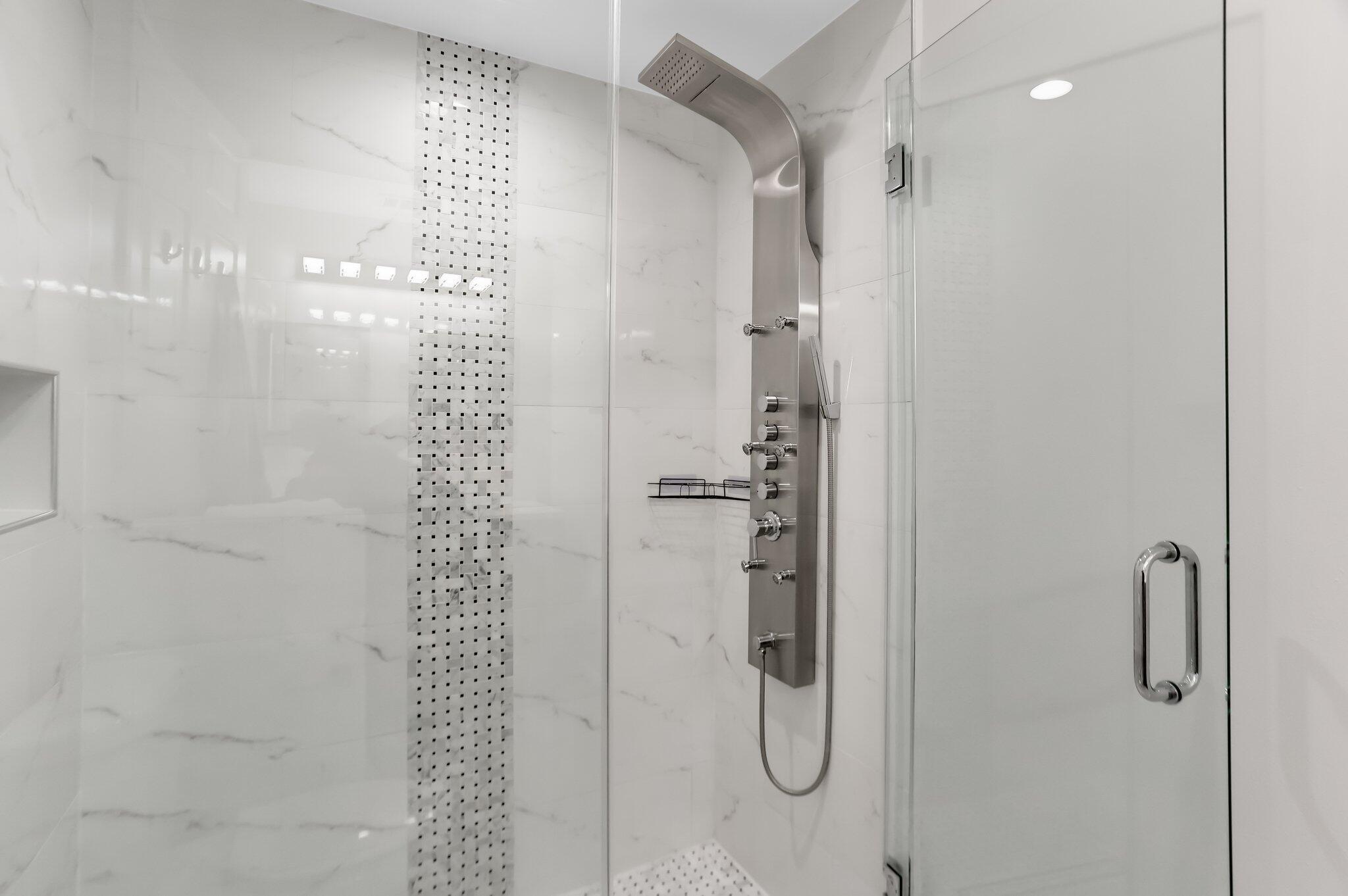 6365 Bella Circle 705