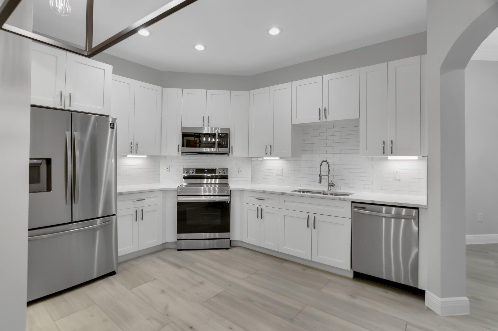 6365 Bella Circle 705