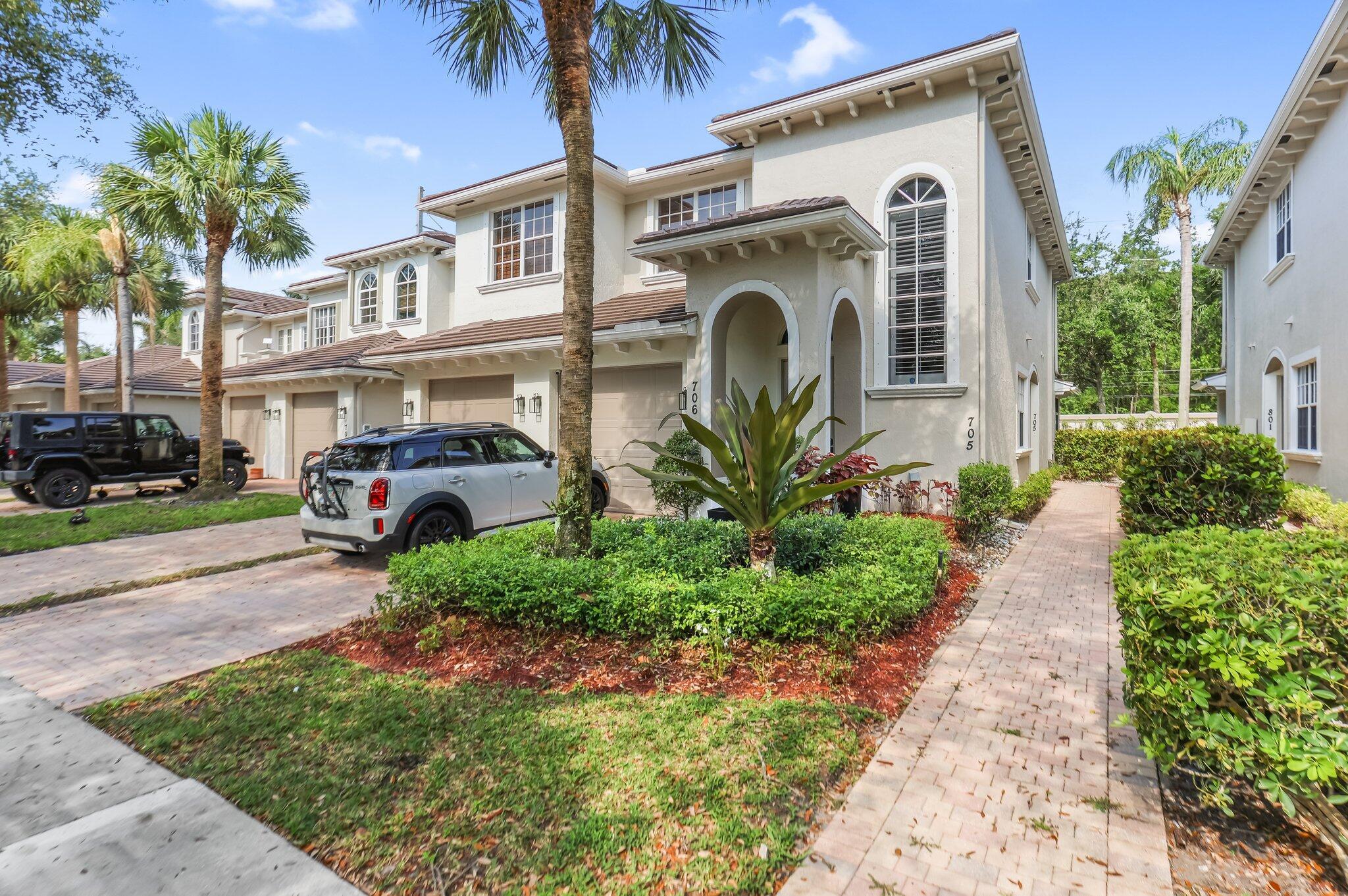 6365 Bella Circle 705