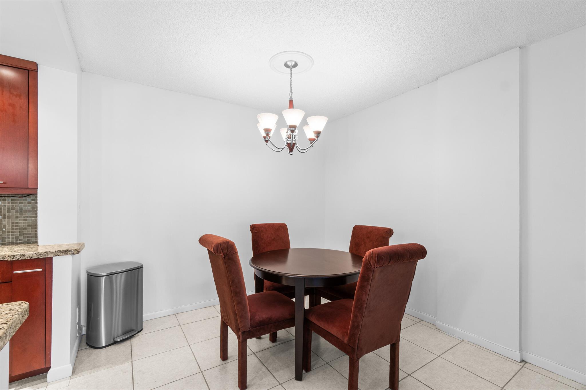 250 NE 20th Street 1220