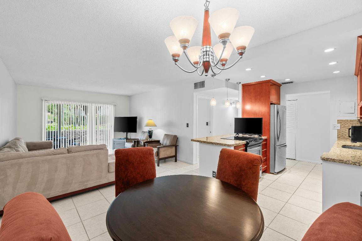 250 NE 20th Street 1220