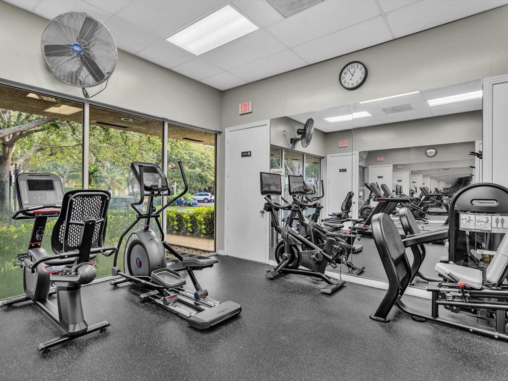 18458 Via Di Sorrento, Boca Raton