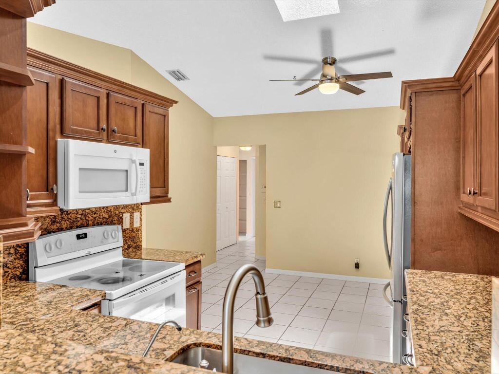 18458 Via Di Sorrento, Boca Raton