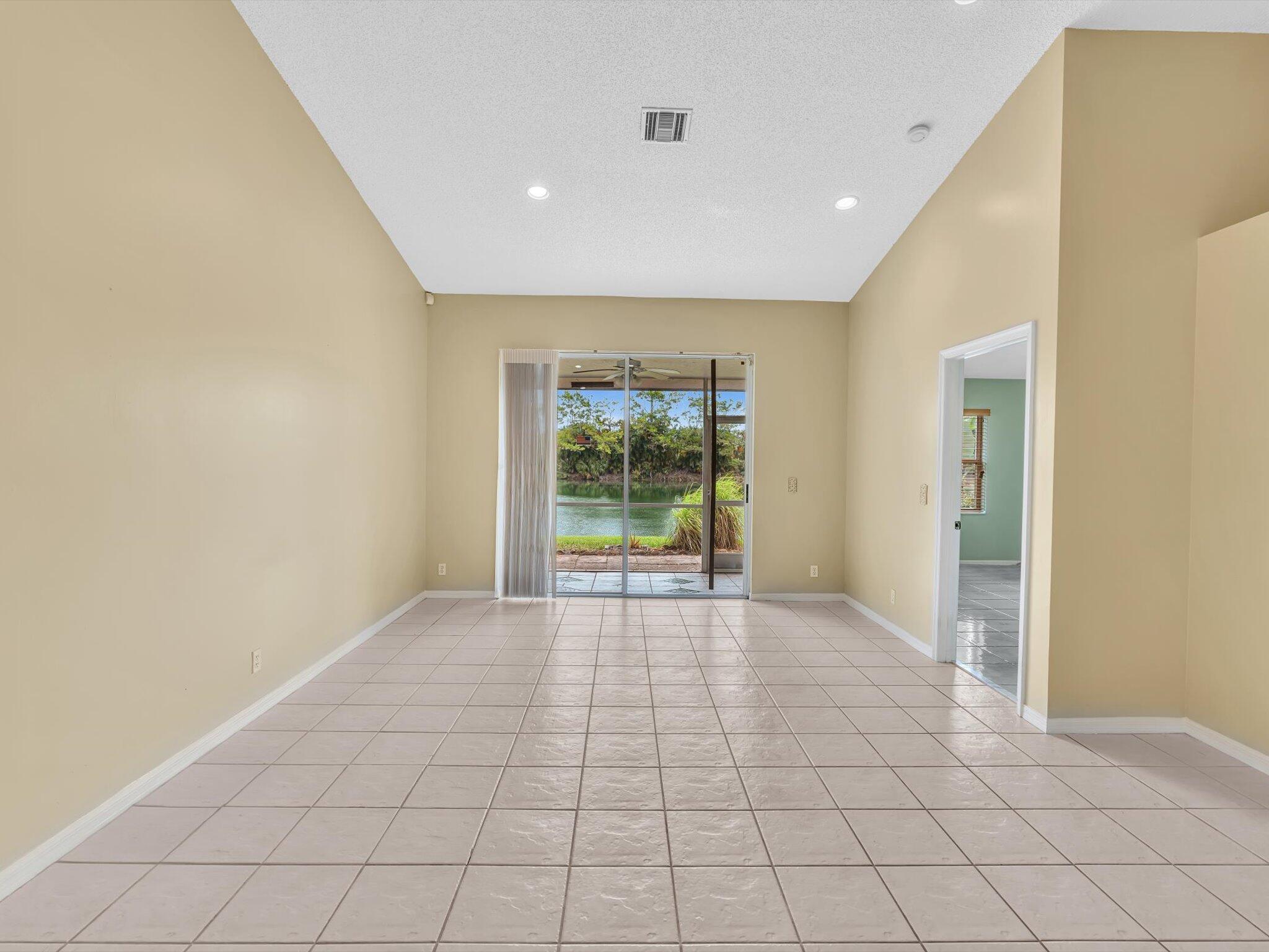 18458 Via Di Sorrento, Boca Raton