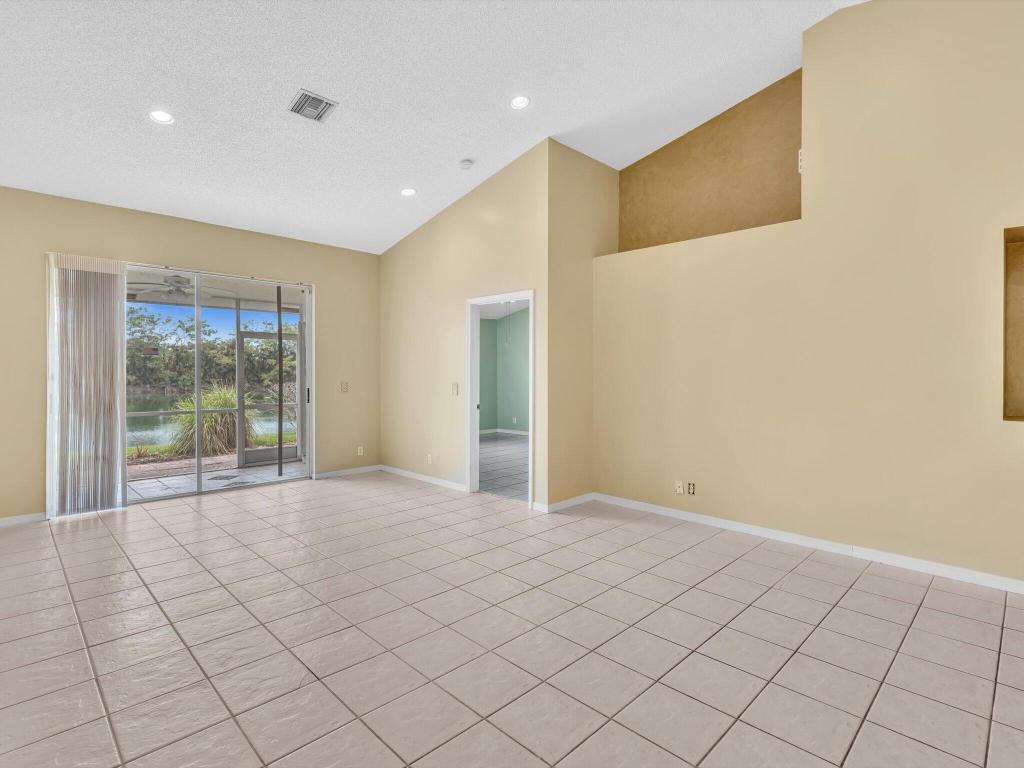 18458 Via Di Sorrento, Boca Raton