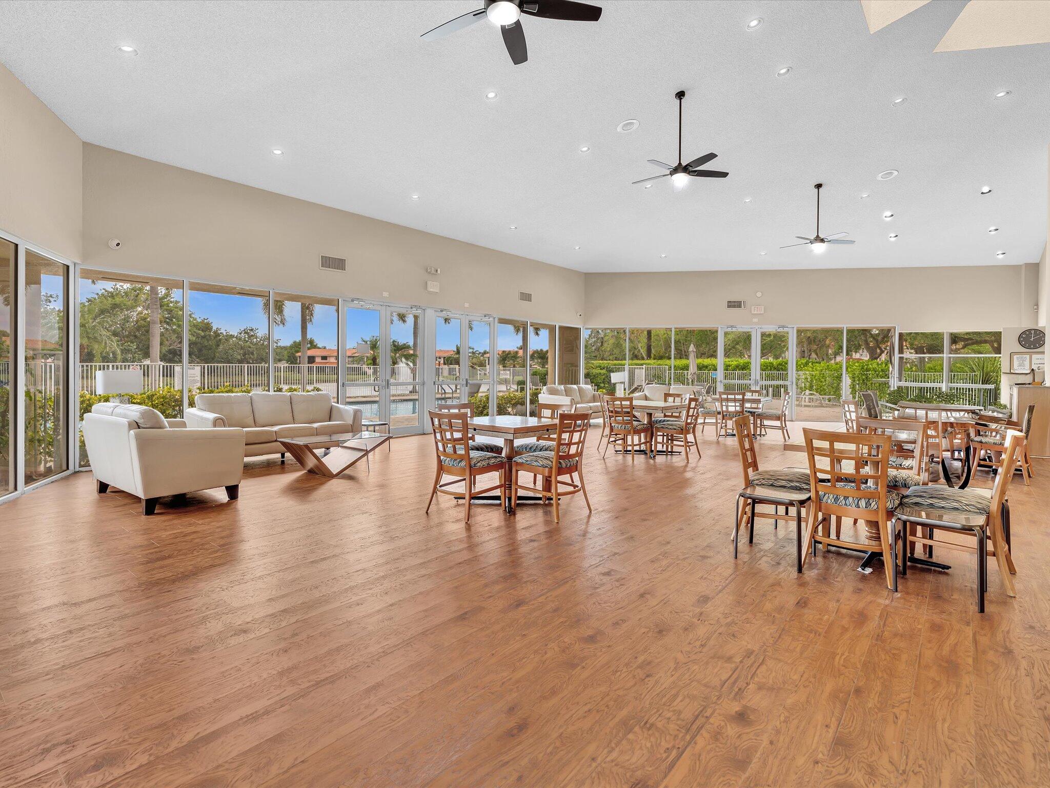 18458 Via Di Sorrento, Boca Raton