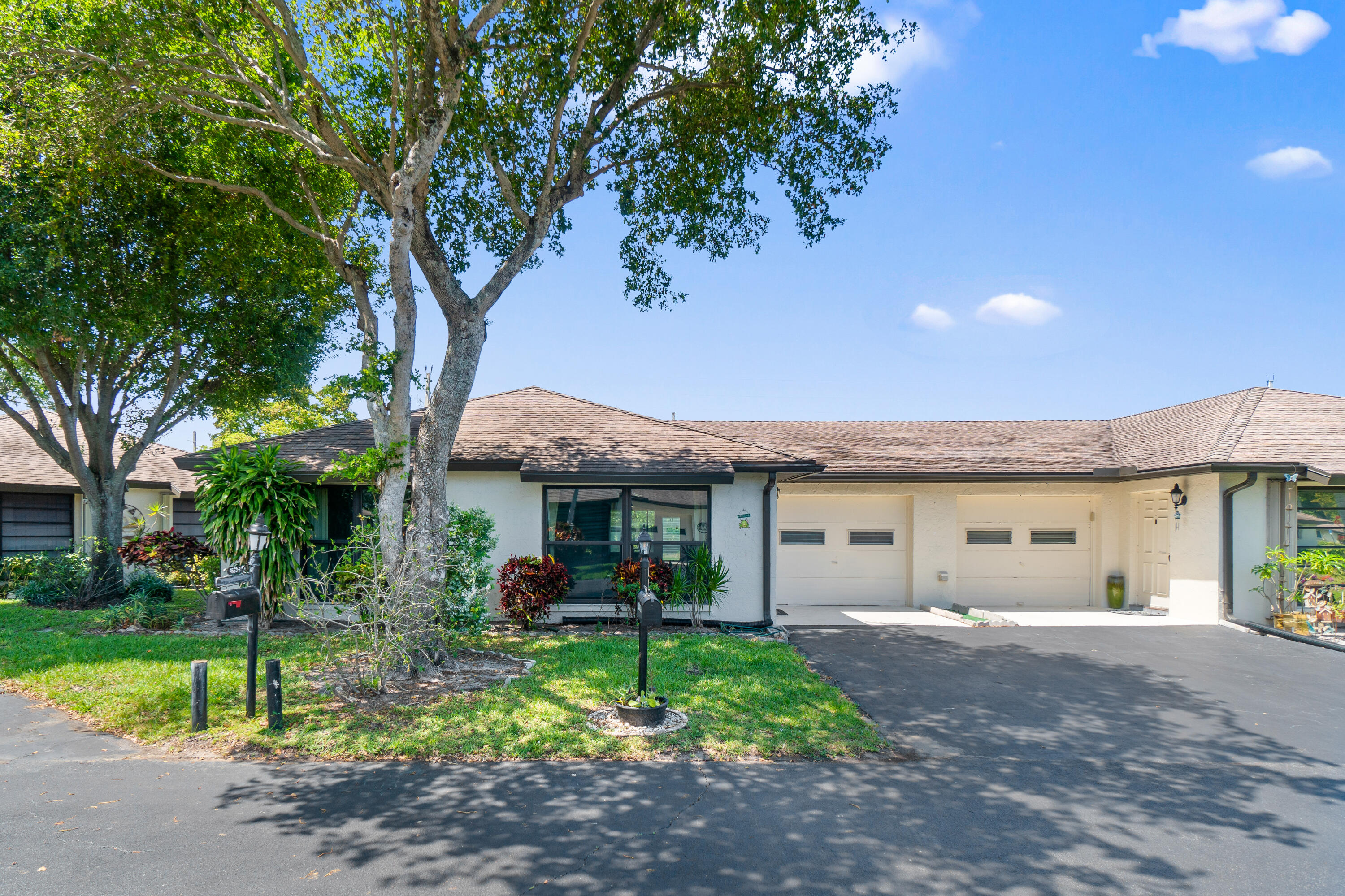 4657 Greentree Place A