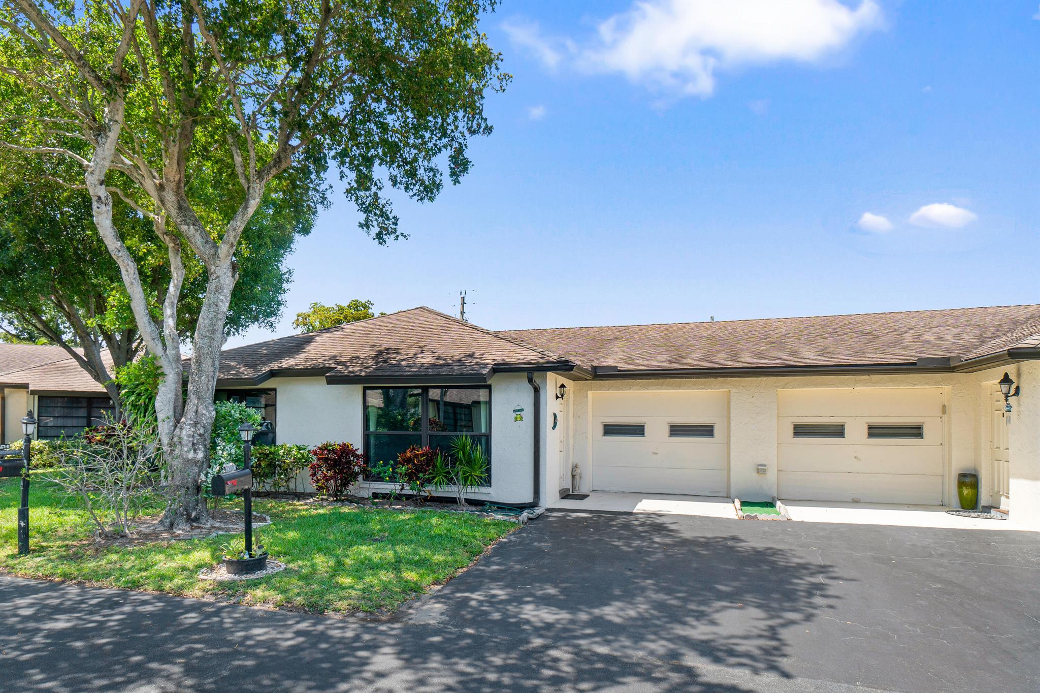 4657 Greentree Place A