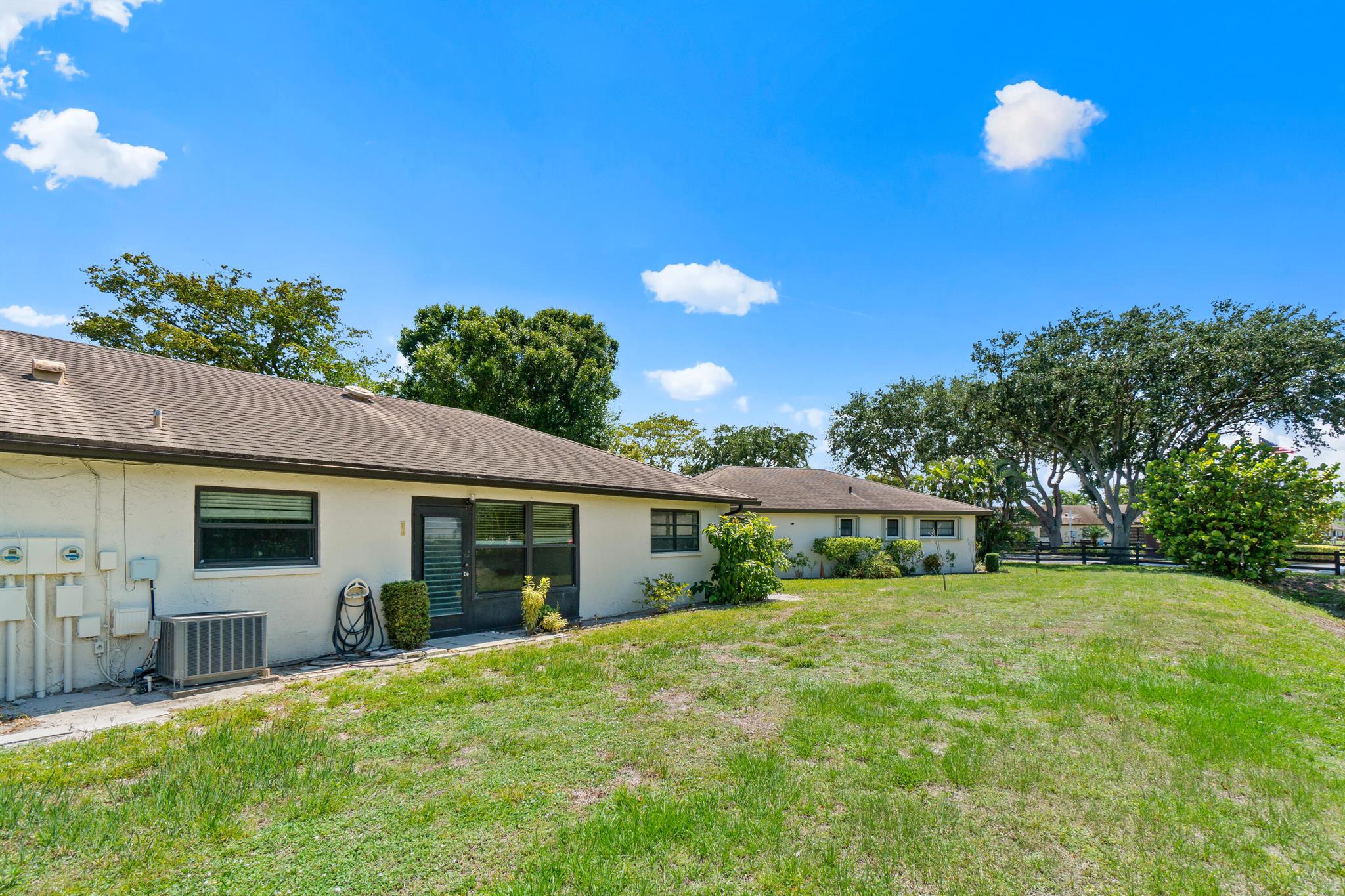 4657 Greentree Place A