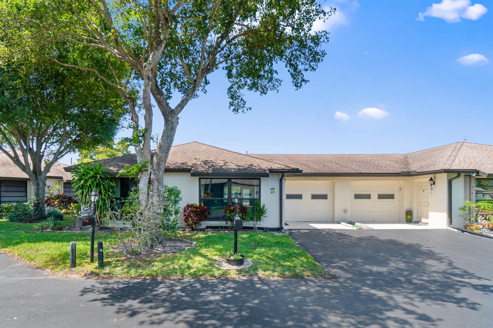 4657 Greentree Place A