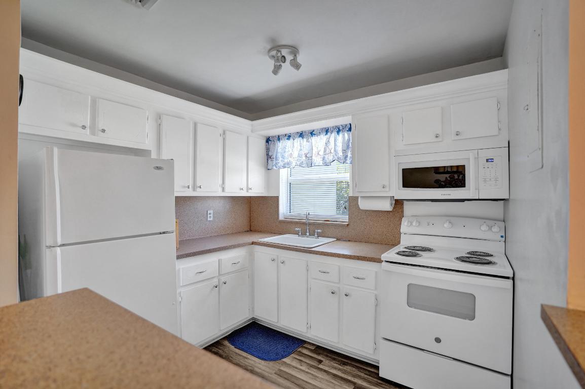 3647 SW Natura Avenue B