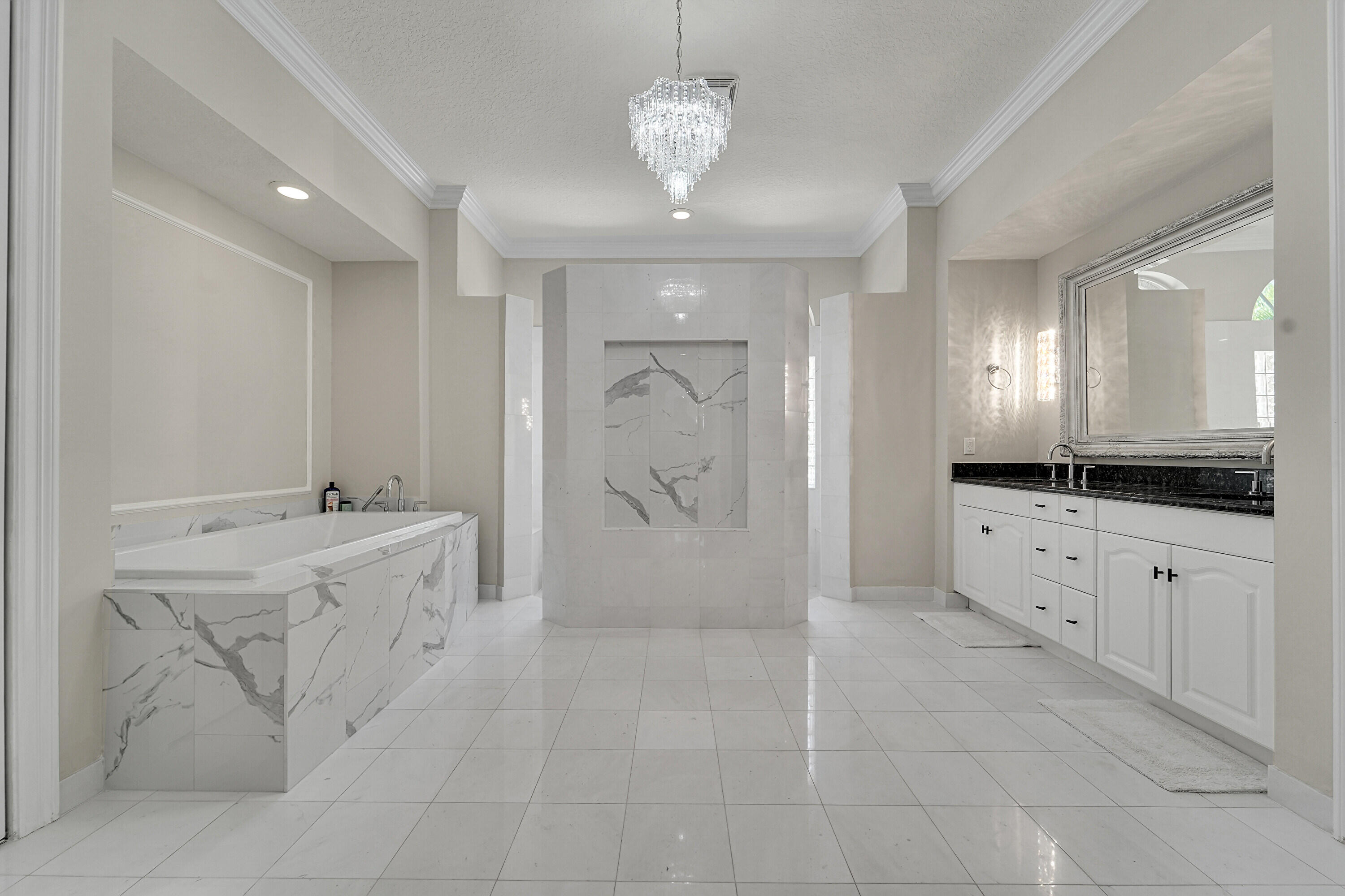 5036 NW 24th Circle