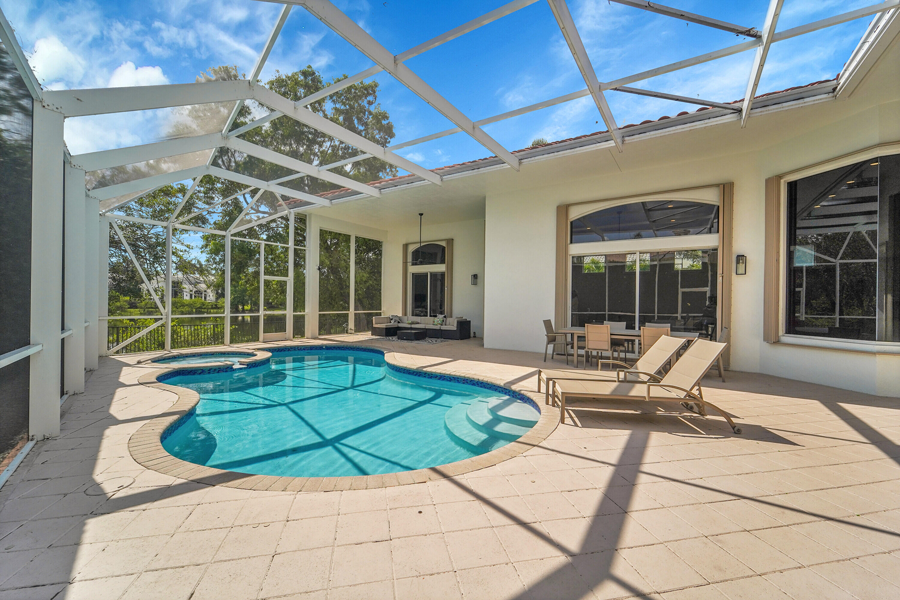 5036 NW 24th Circle
