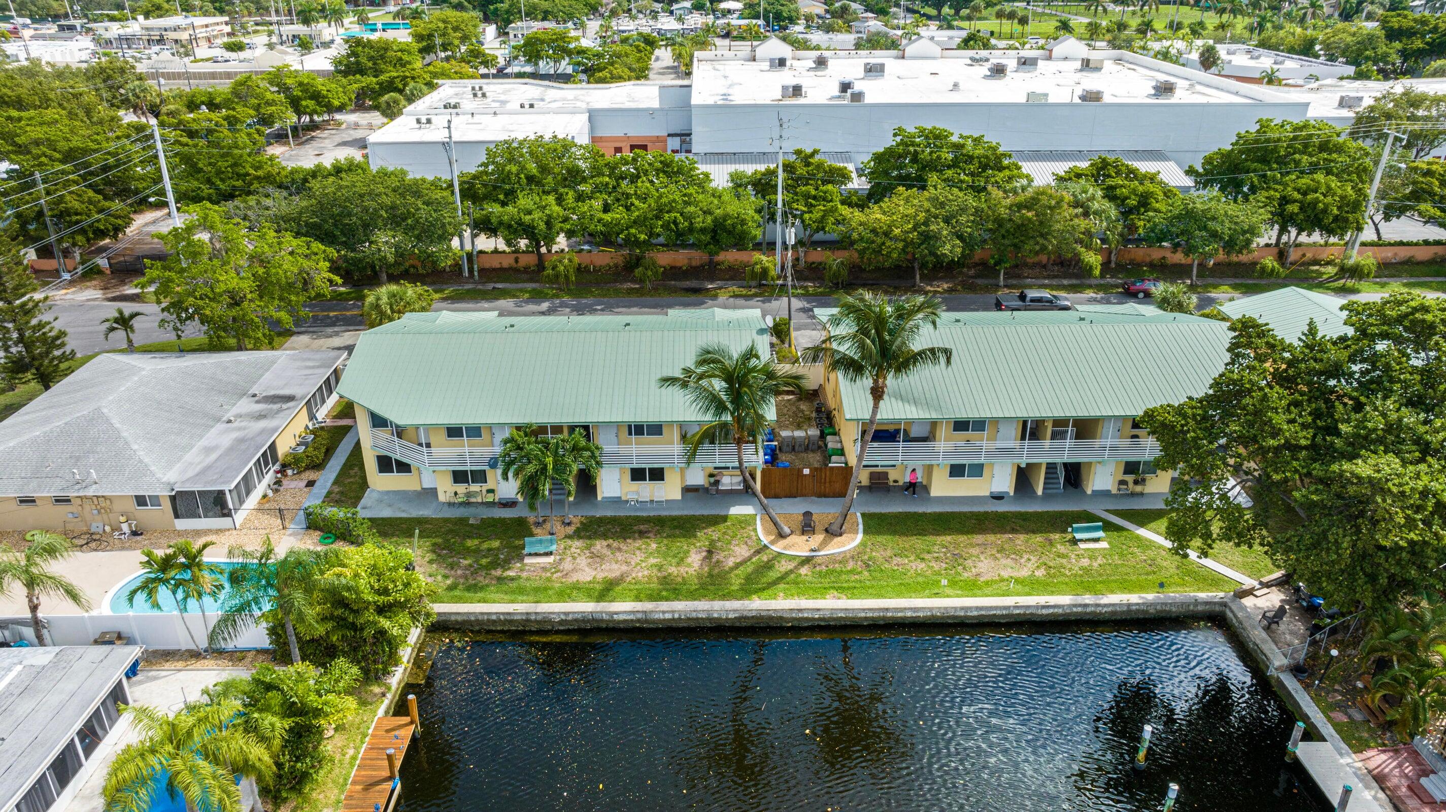 391 SE 19th Avenue 8