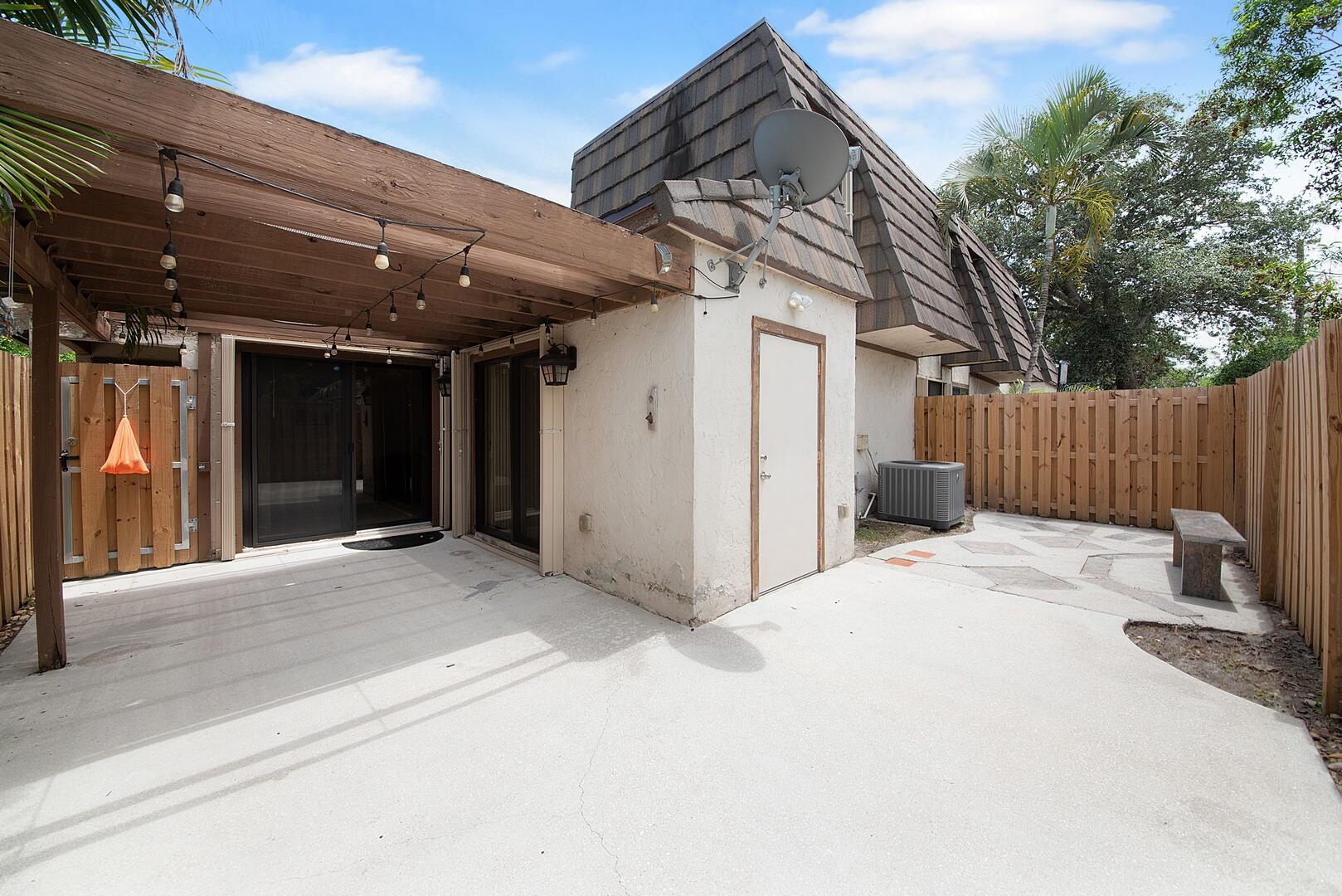 4099 Palm Bay Circle A, West Palm Beach Unit: A